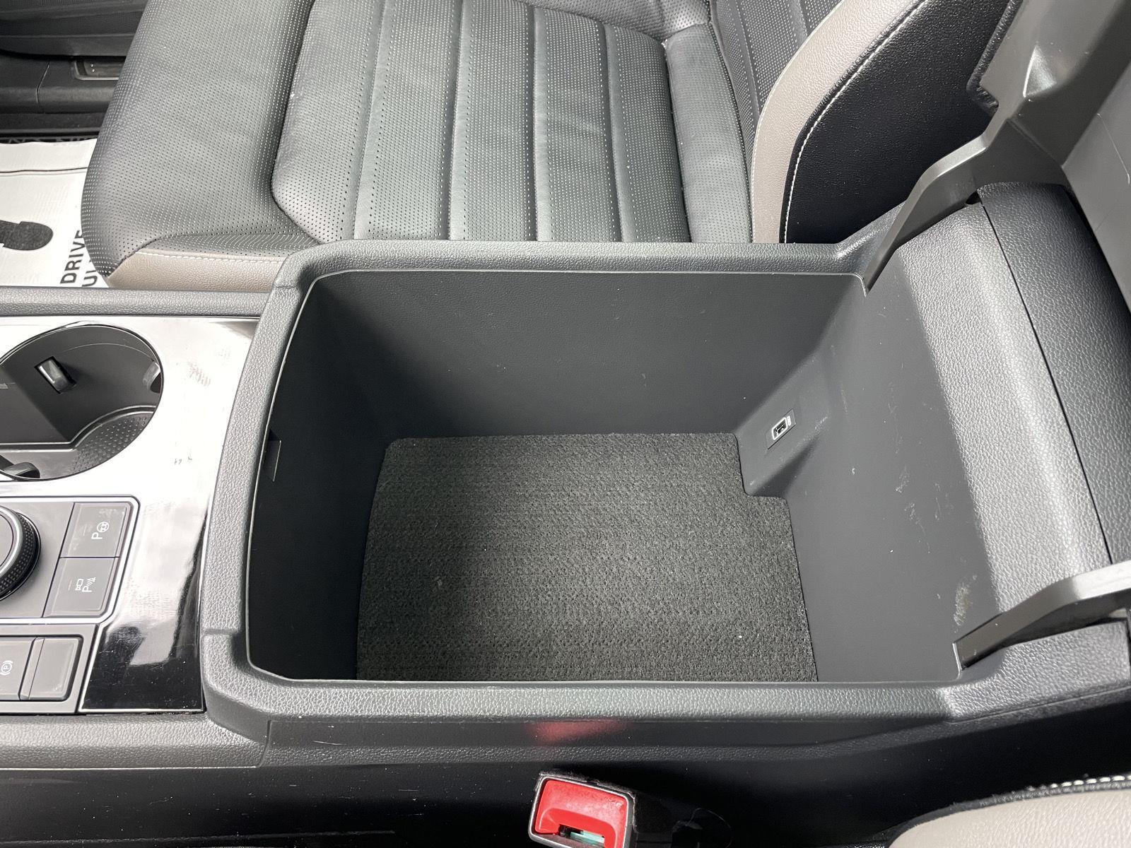 Used 2021 Volkswagen Atlas for sale in Lincoln NE