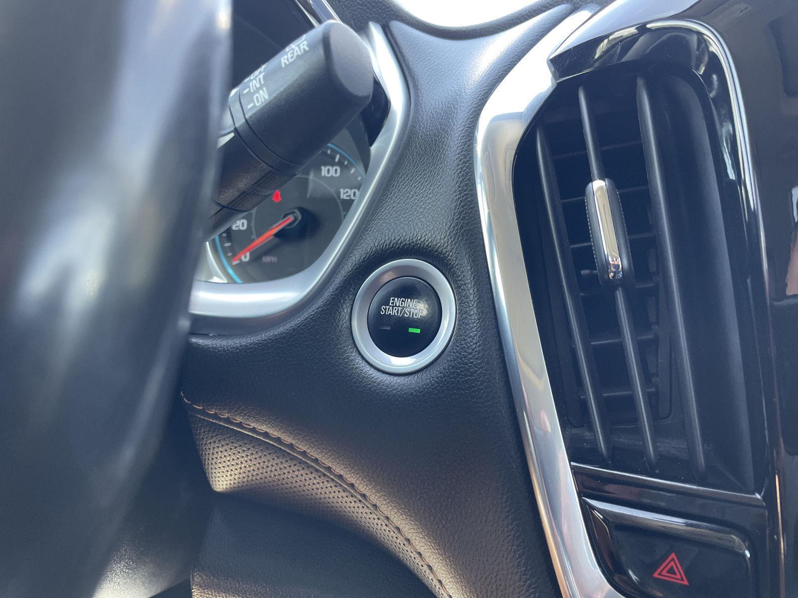 Vehicle photo 29