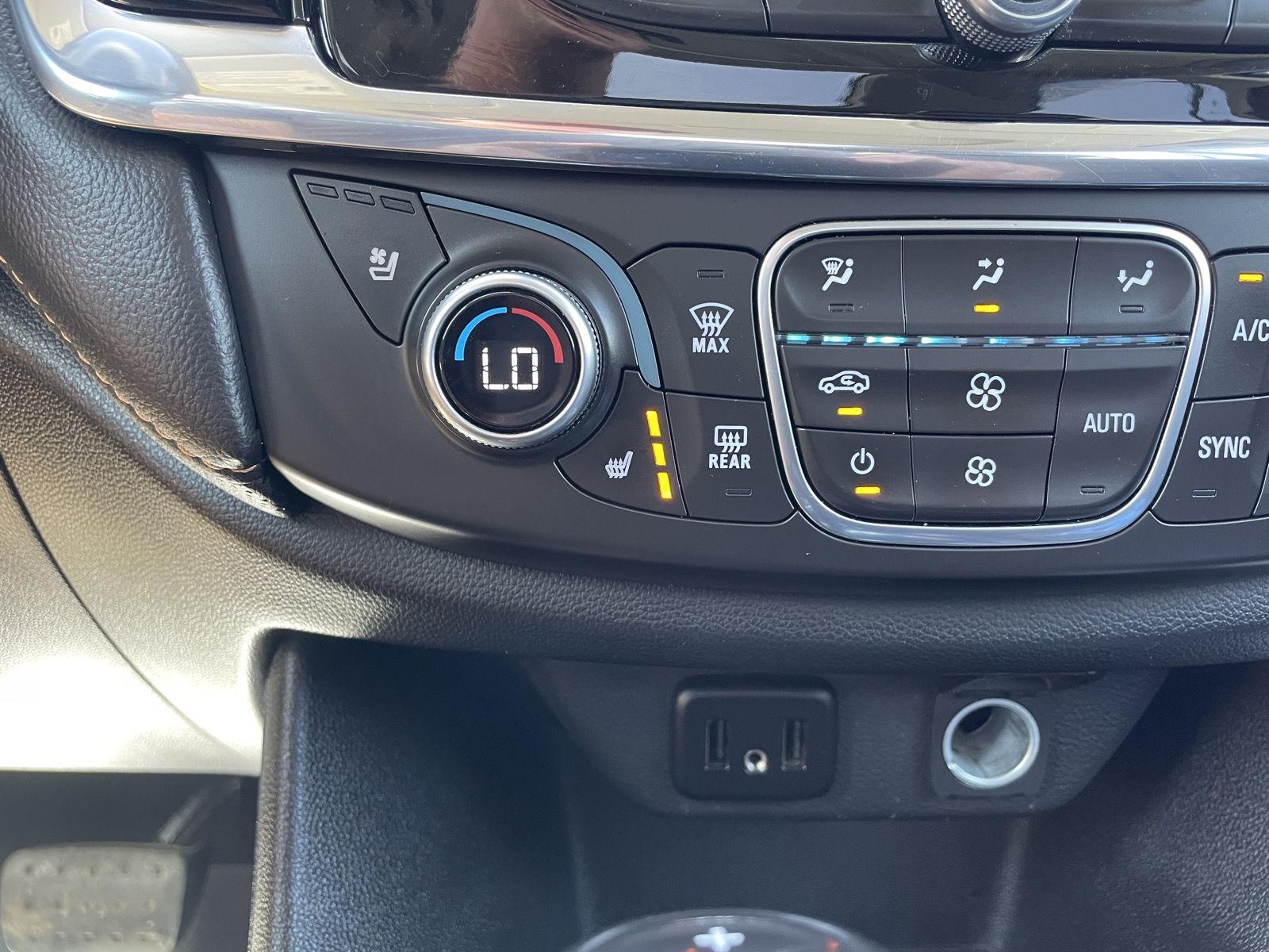 Vehicle photo 32