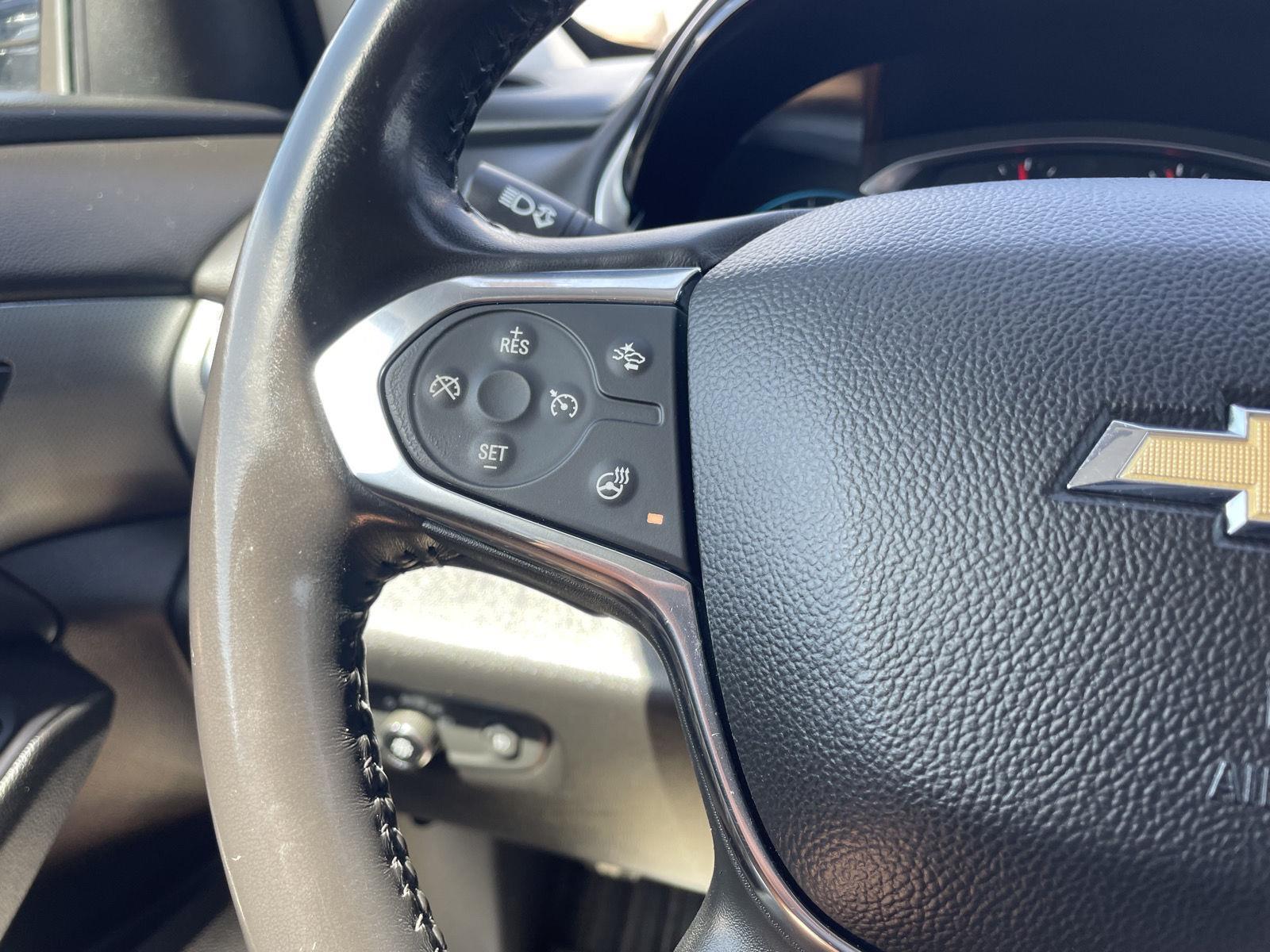 Vehicle photo 33