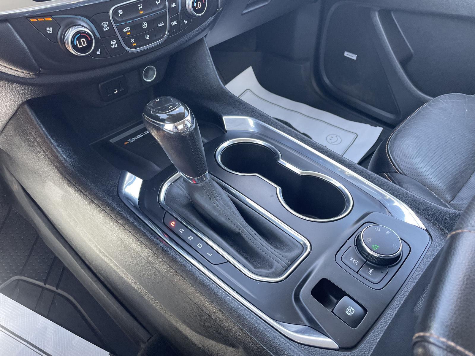 Vehicle photo 37