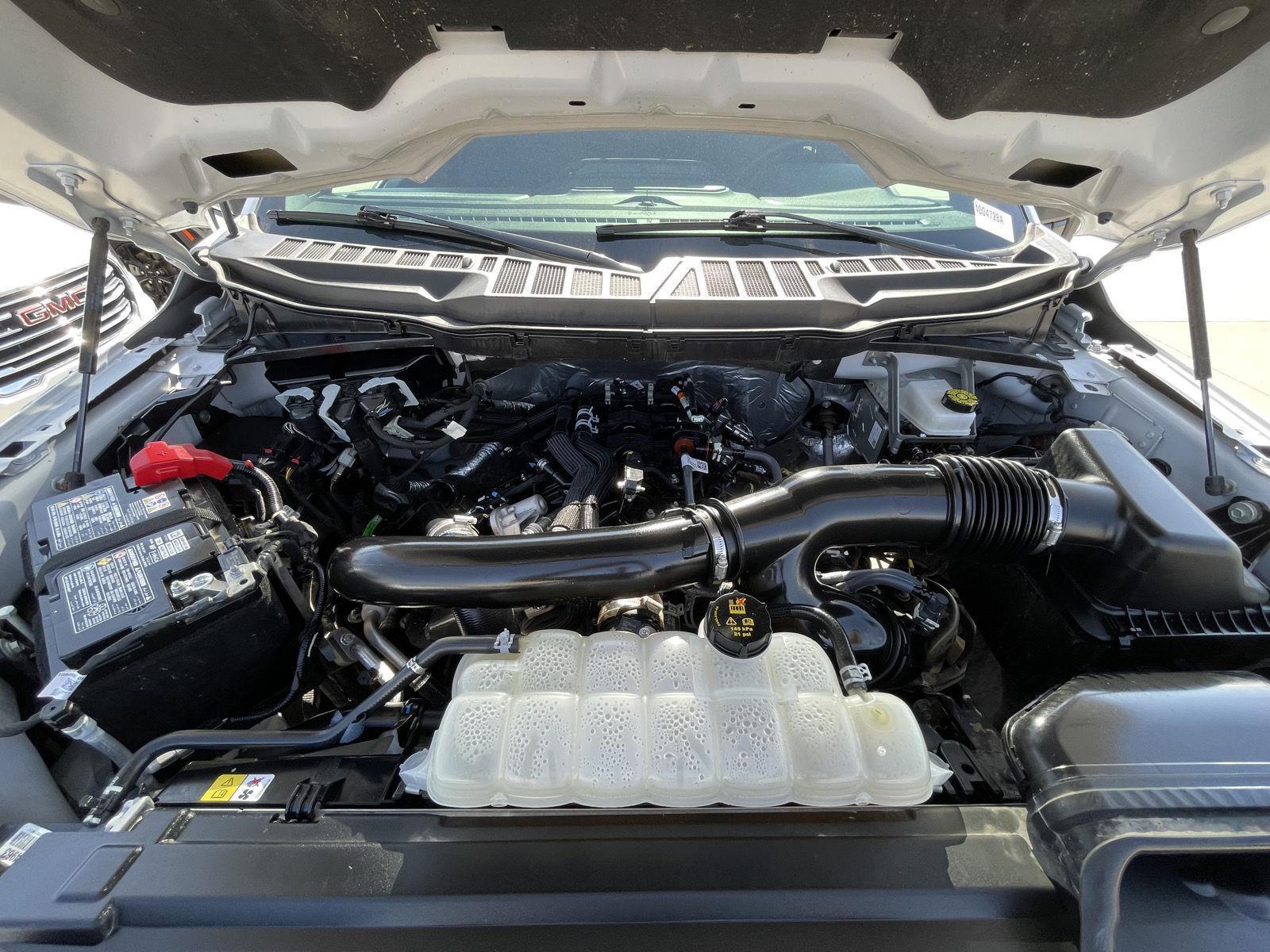 Vehicle photo 38