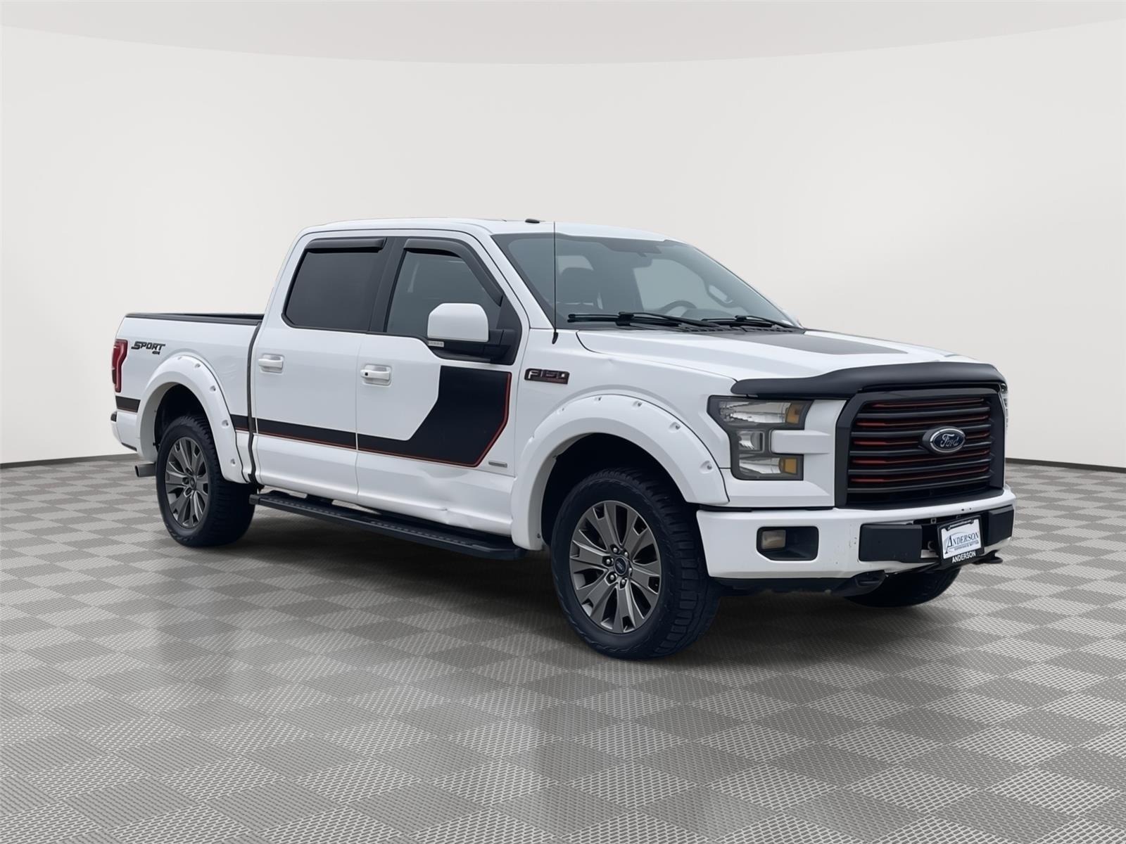 Vehicle photo 5
