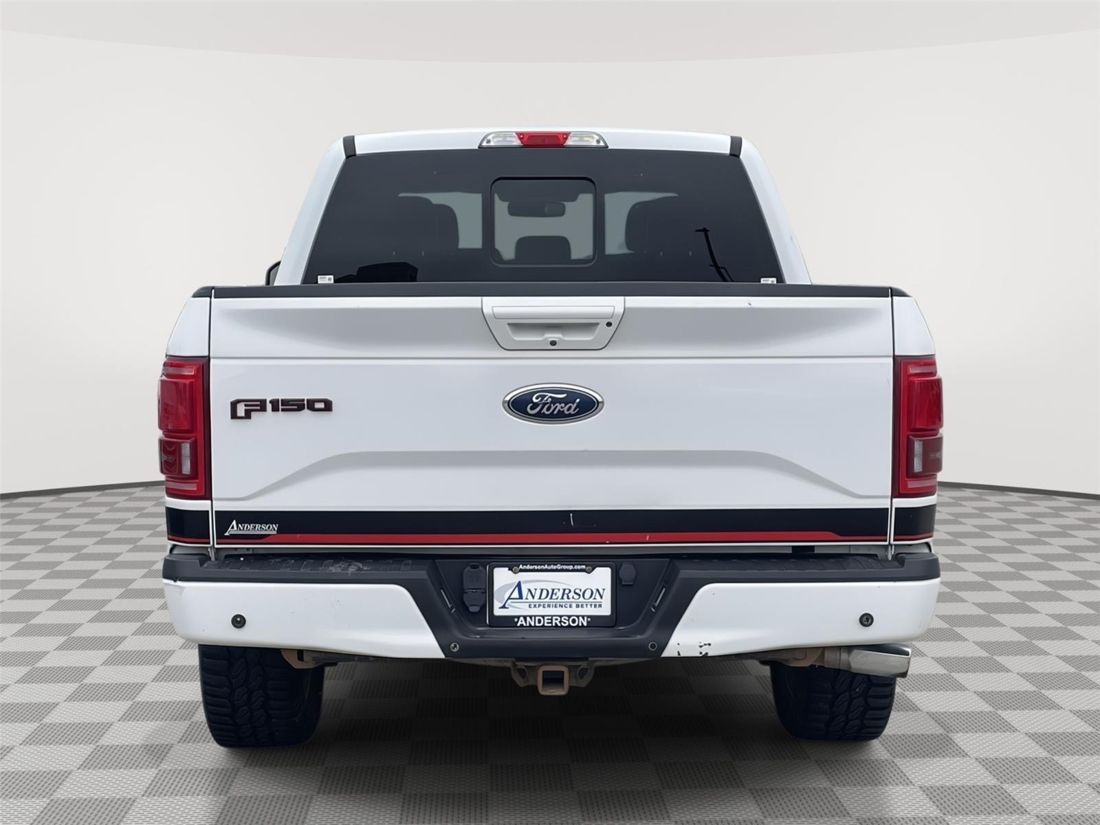 Vehicle photo 8