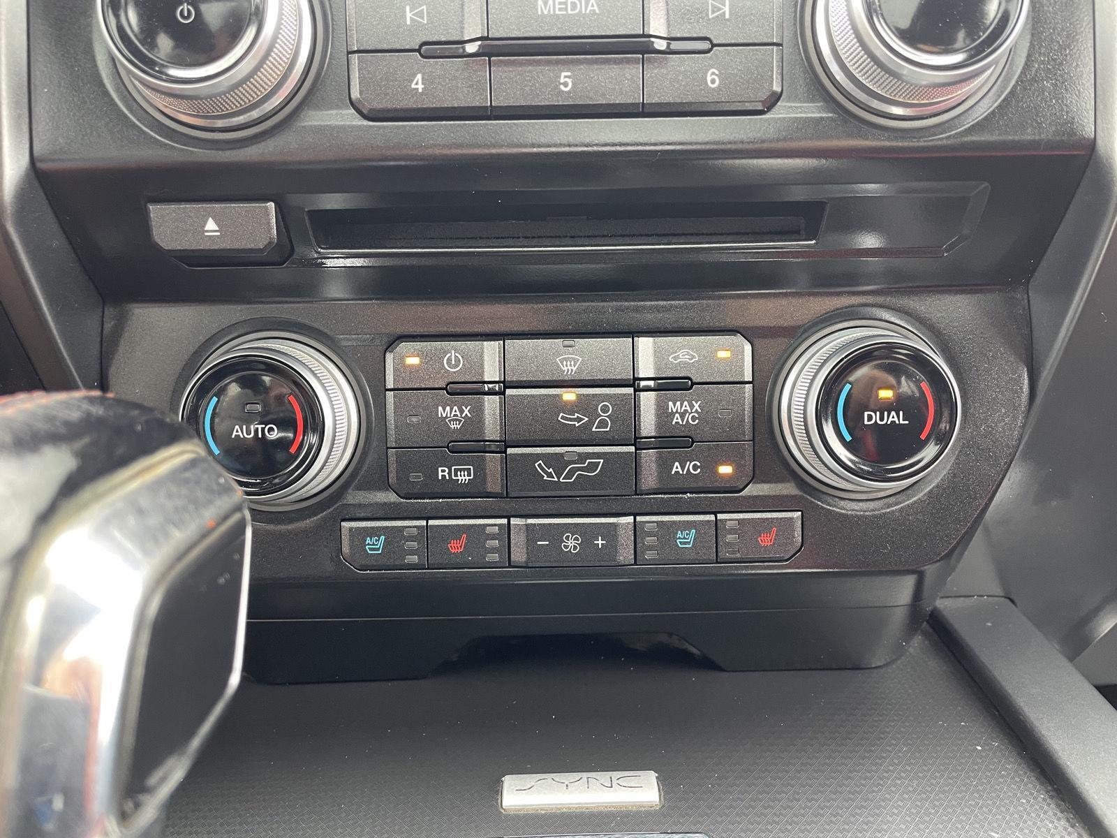 Vehicle photo 27