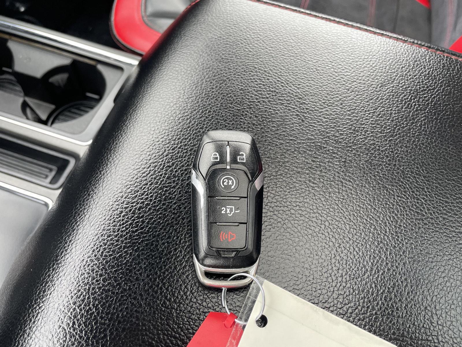 Vehicle photo 41