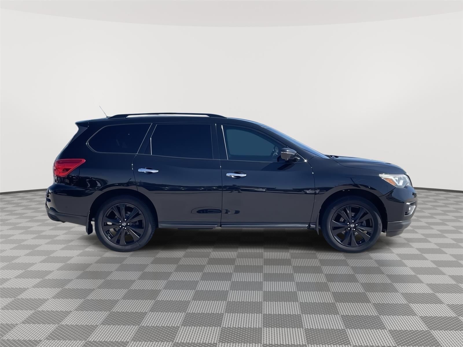 Used 2018 Nissan Pathfinder for sale in Lincoln NE