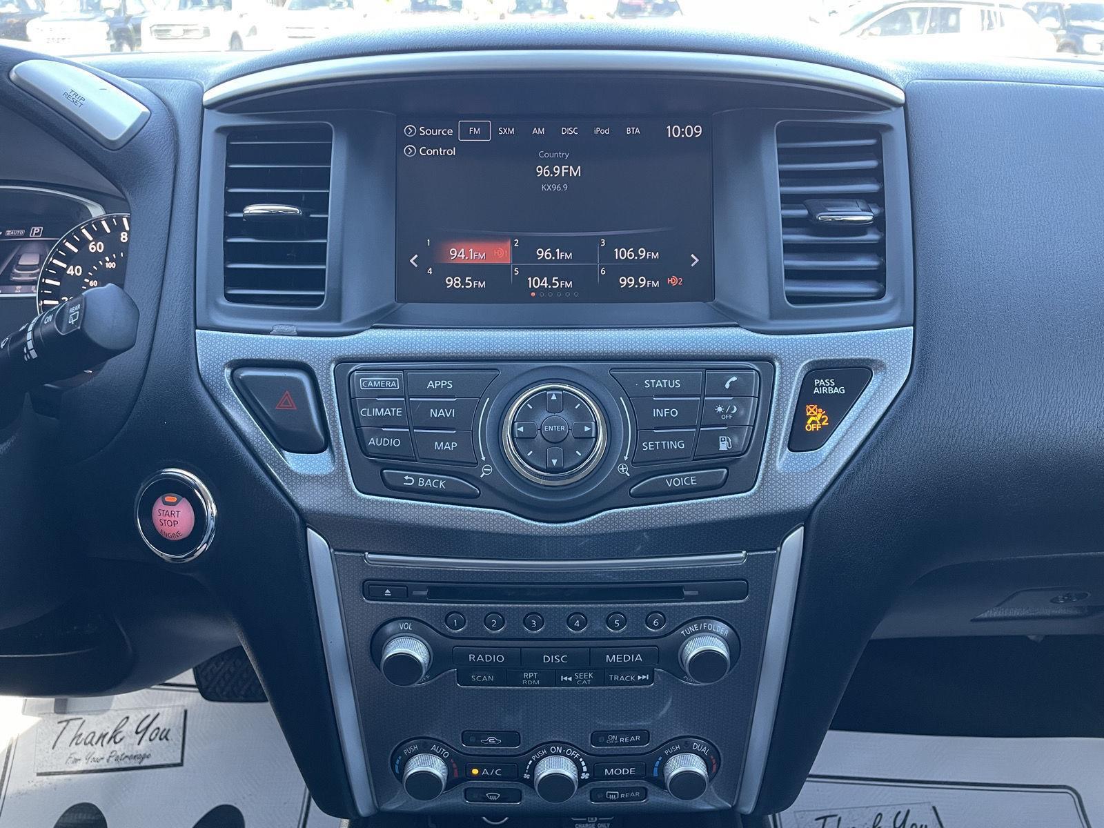 Used 2018 Nissan Pathfinder for sale in Lincoln NE