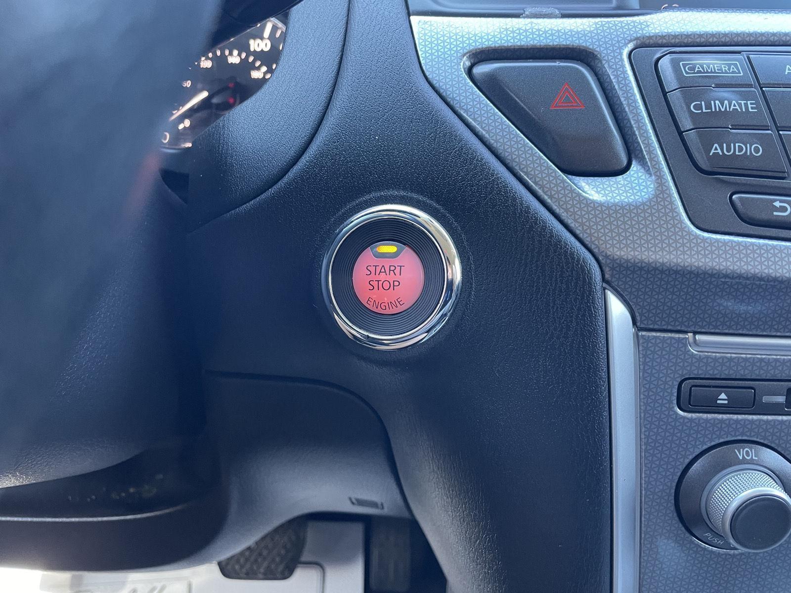 Vehicle photo 27