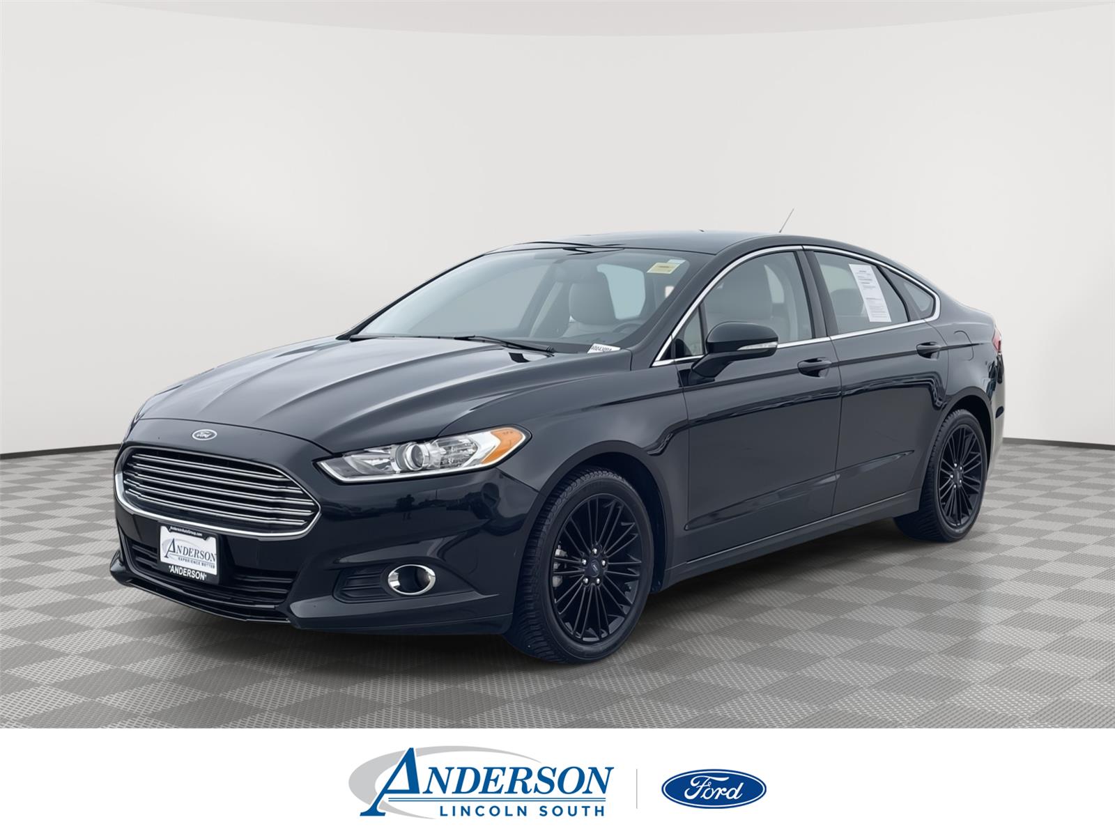 Tuxedo Black Metallic 2014 Ford Fusion SE Sedan Front-Wheel Drive 6-Speed Automatic