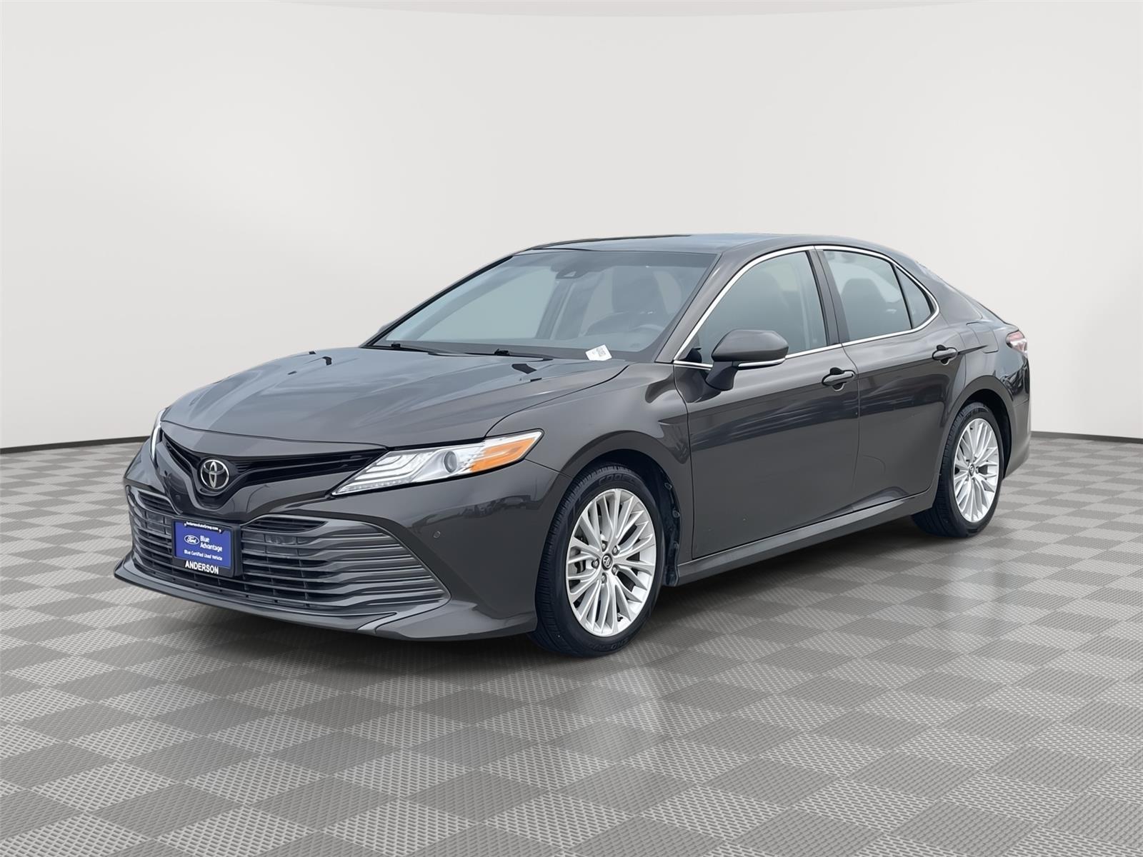 Used 2018 Toyota Camry for sale in Lincoln NE