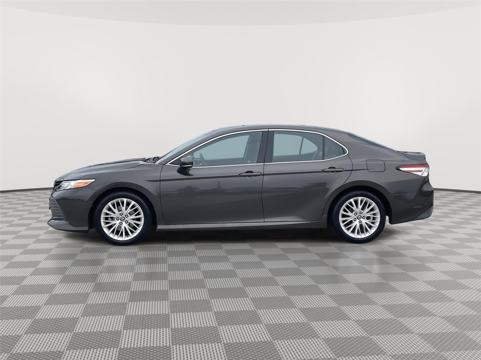 Used 2018 Toyota Camry for sale in Lincoln NE