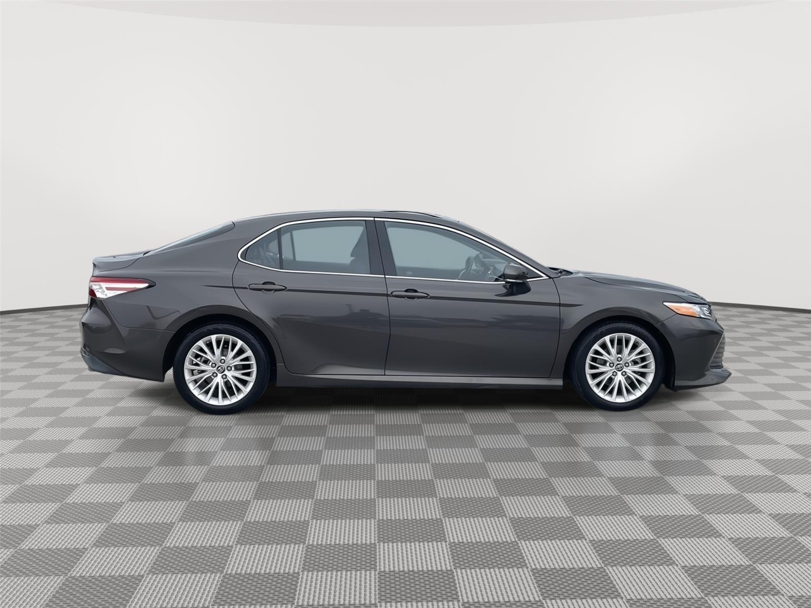 Used 2018 Toyota Camry for sale in Lincoln NE