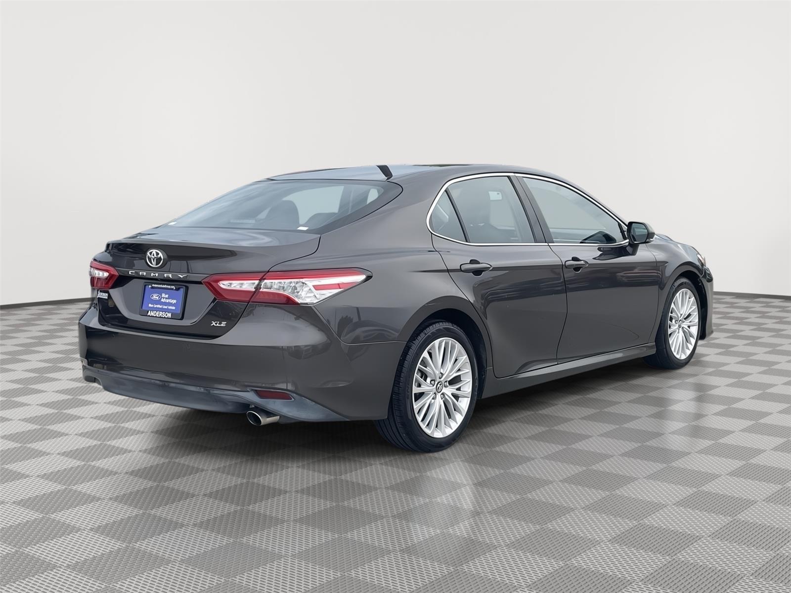 Used 2018 Toyota Camry for sale in Lincoln NE