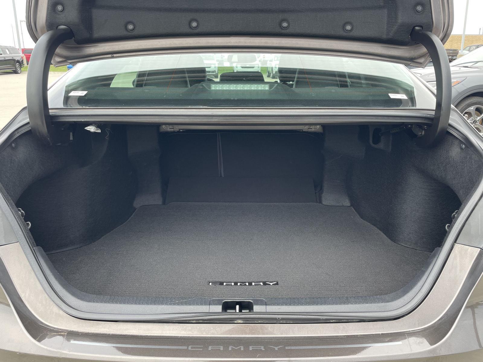 Used 2018 Toyota Camry for sale in Lincoln NE