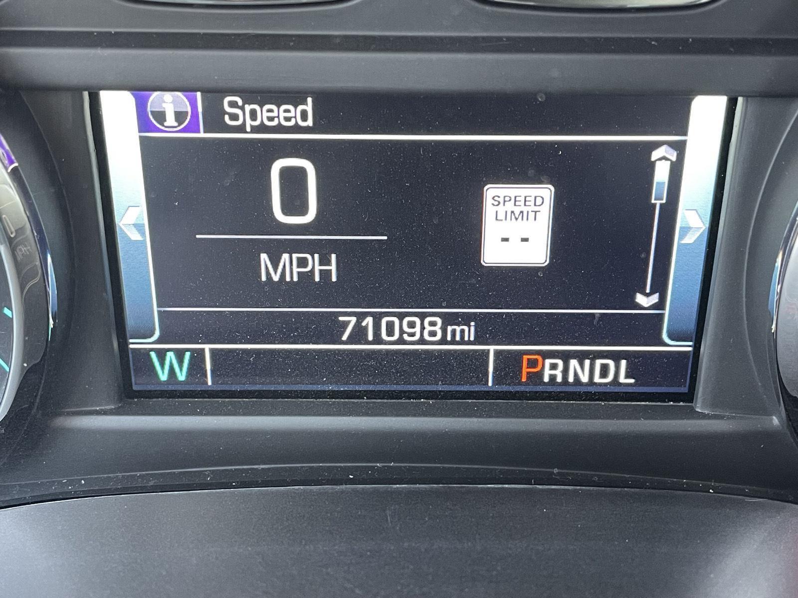 Vehicle photo 3