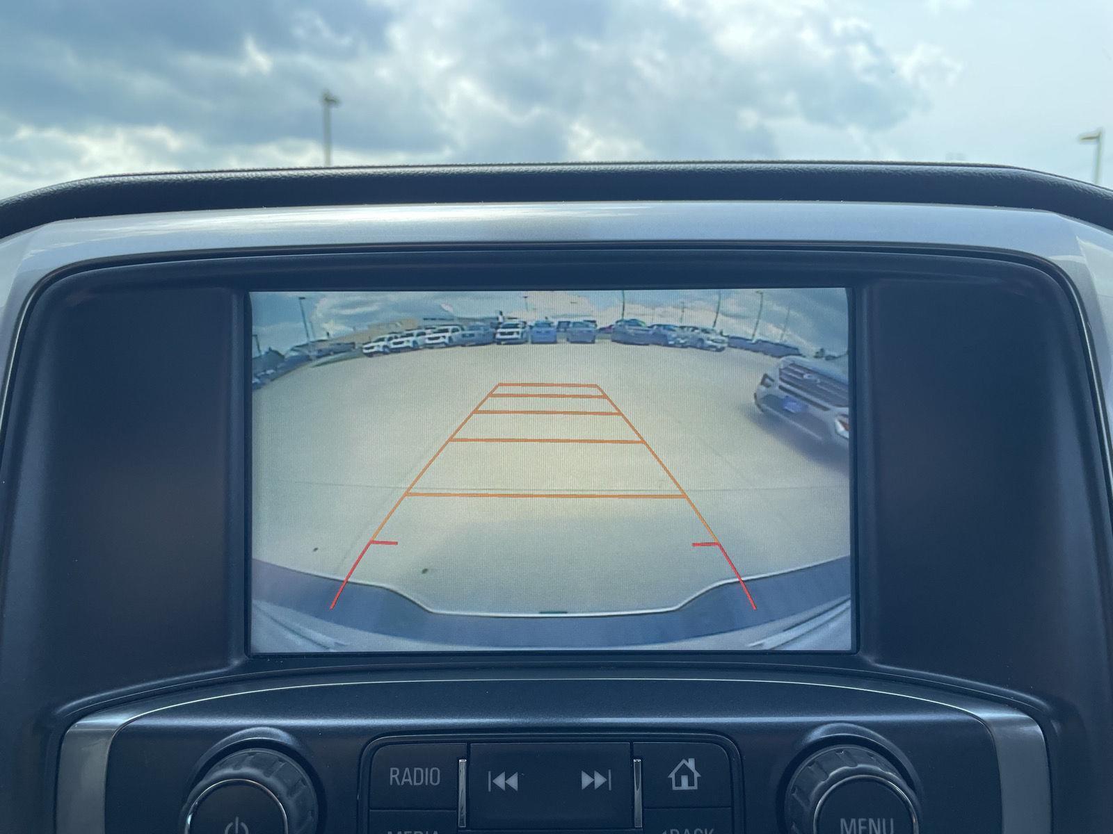 Vehicle photo 22