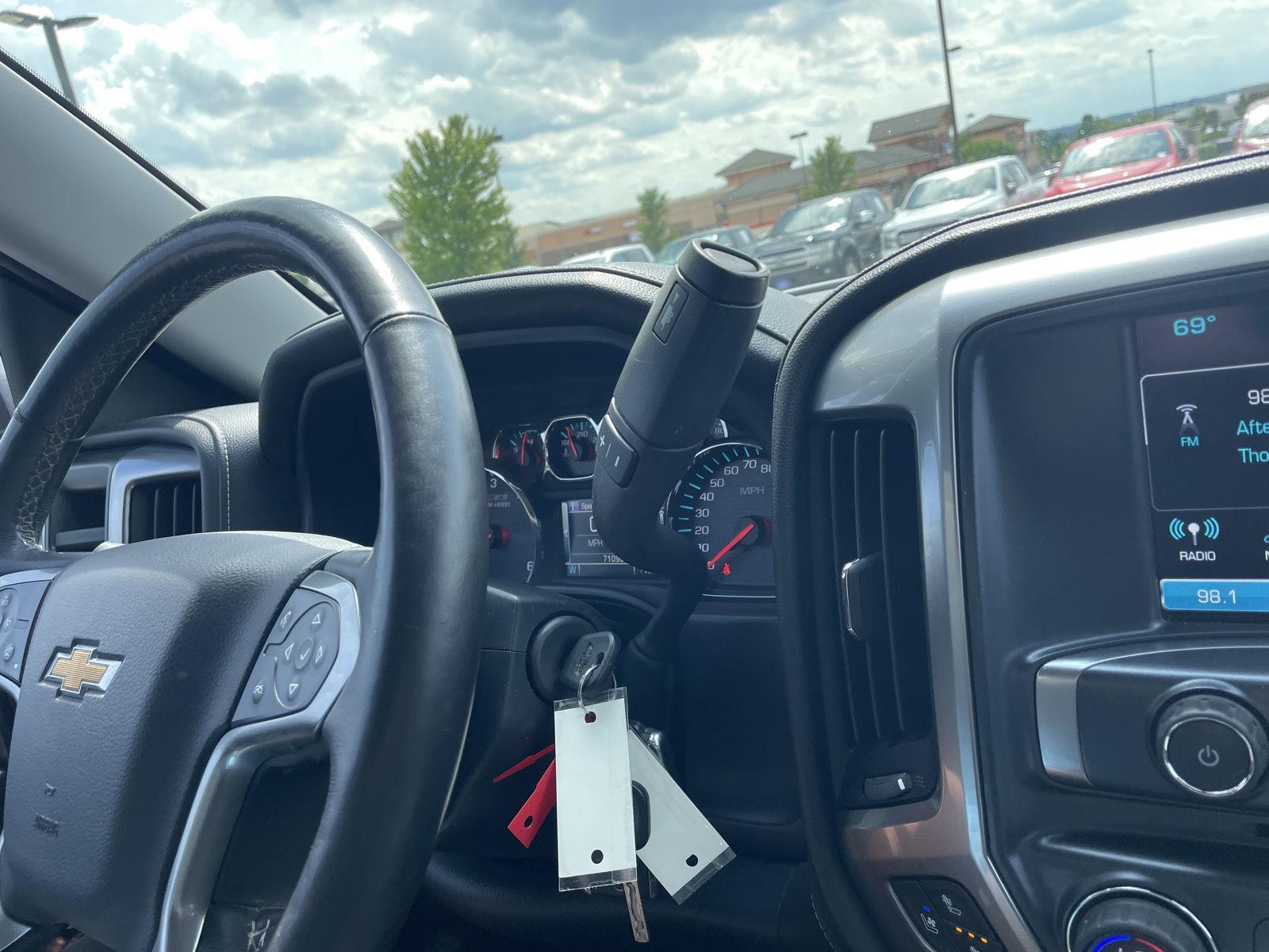 Vehicle photo 32