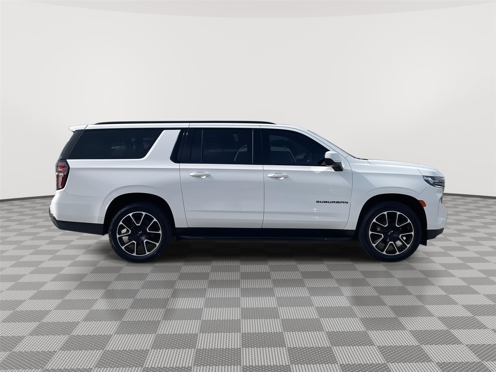 Used 2021 Chevrolet Suburban for sale in Lincoln NE