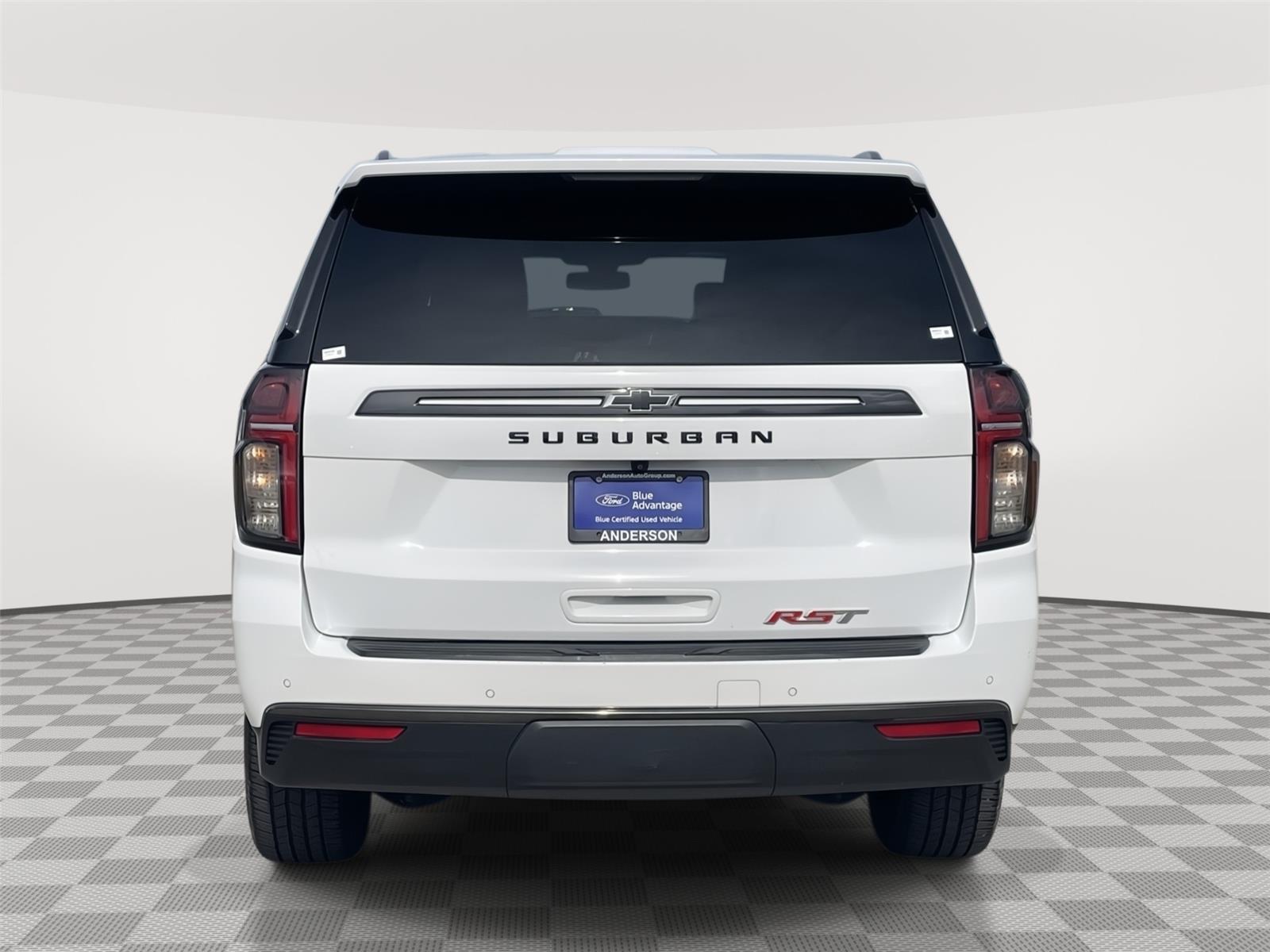 Used 2021 Chevrolet Suburban for sale in Lincoln NE