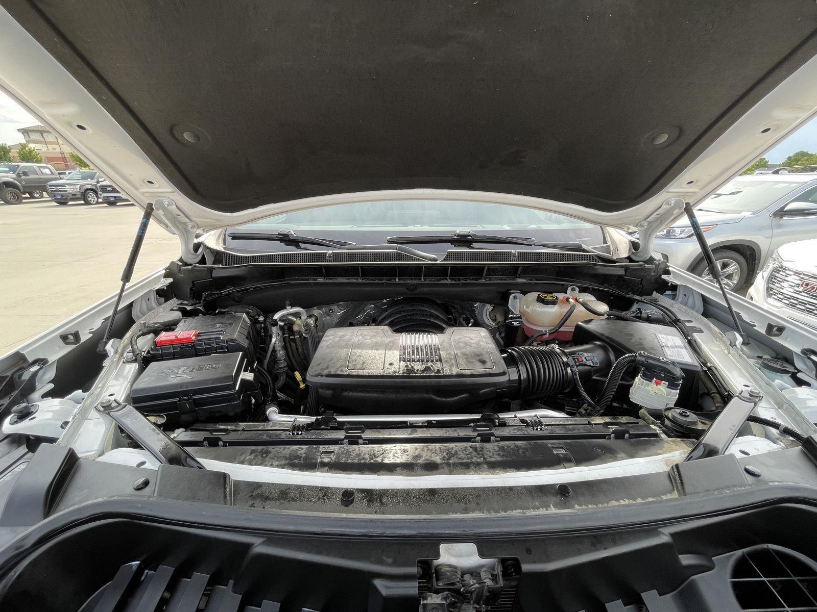 Used 2021 Chevrolet Suburban for sale in Lincoln NE
