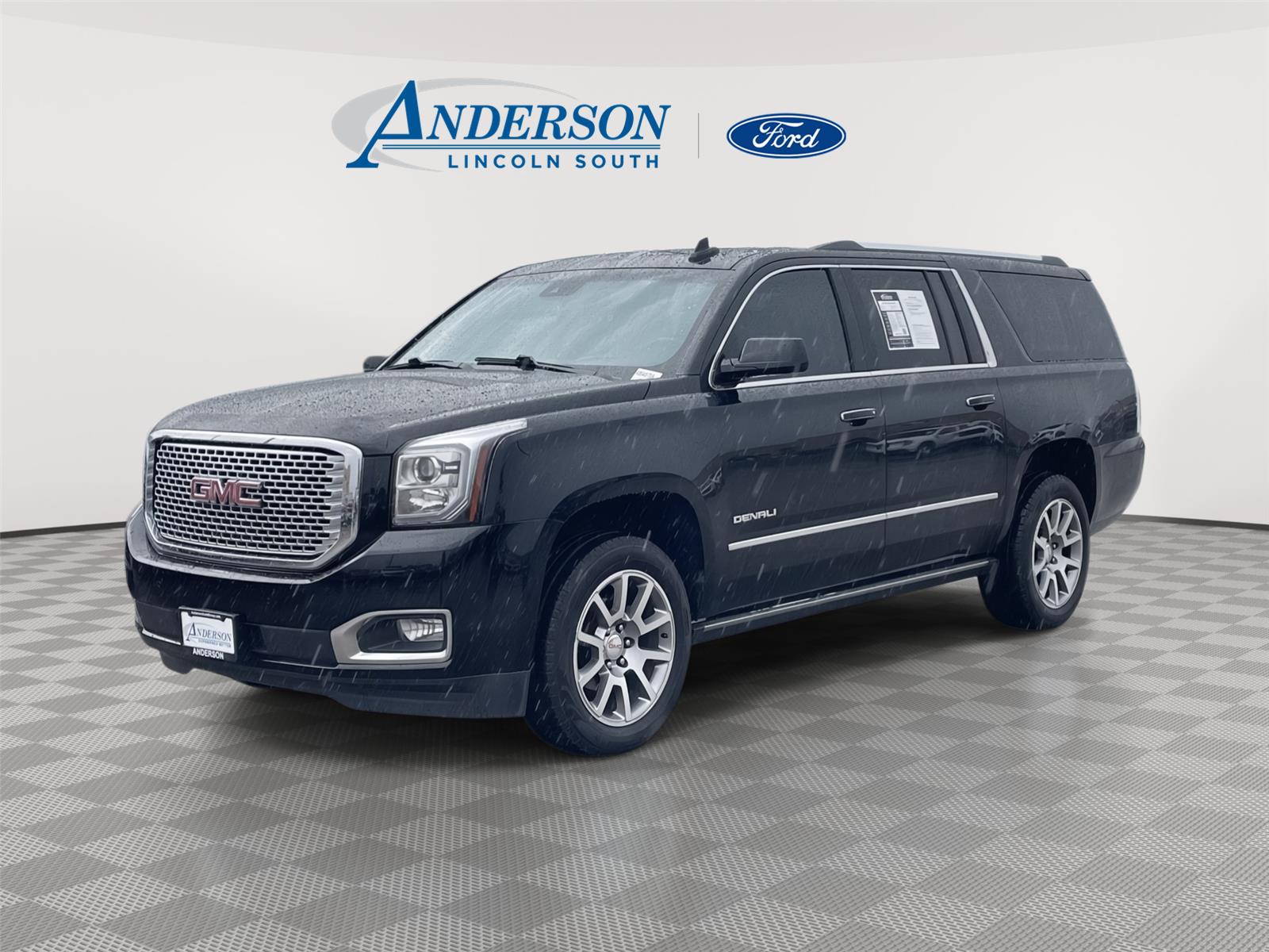 2017 GMC Yukon XL Denali 4WD