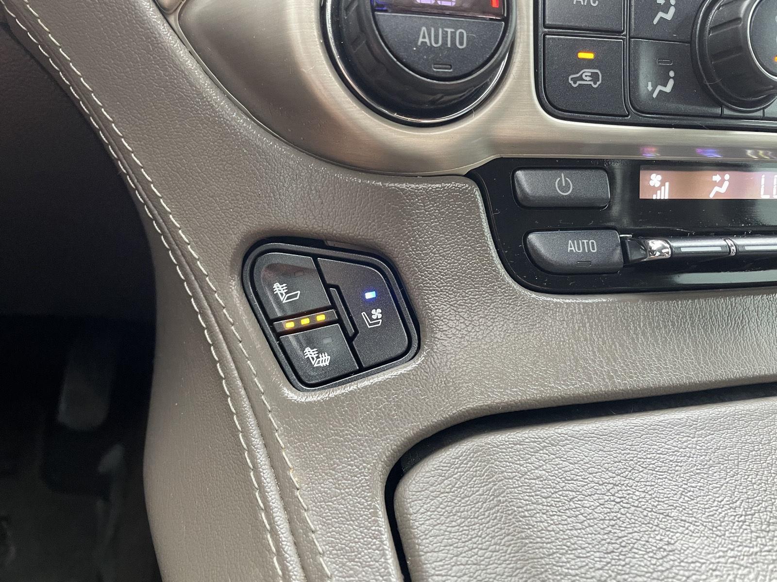 Vehicle photo 32