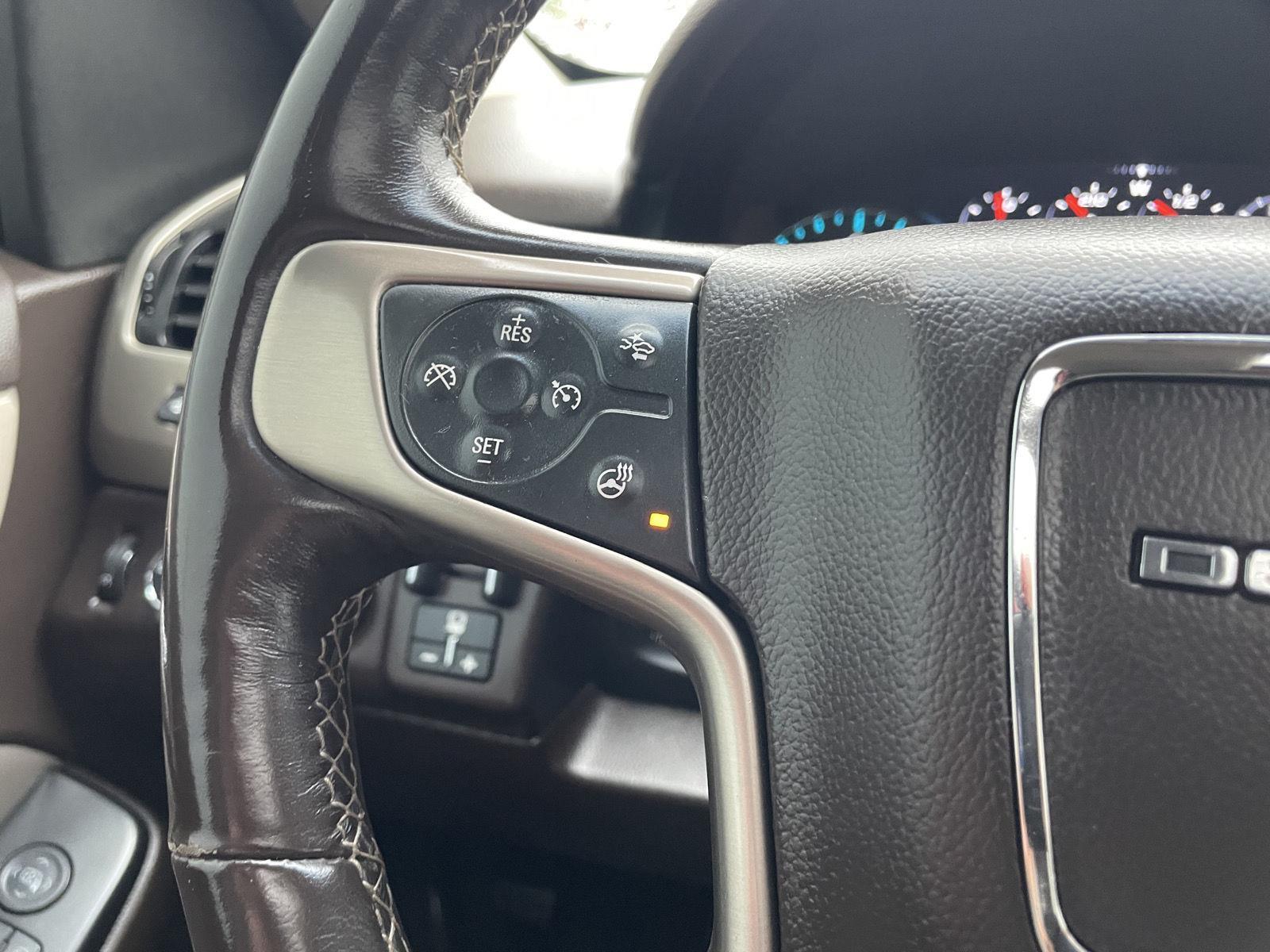 Vehicle photo 33
