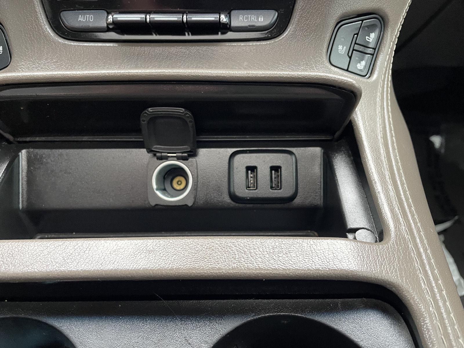 Vehicle photo 34