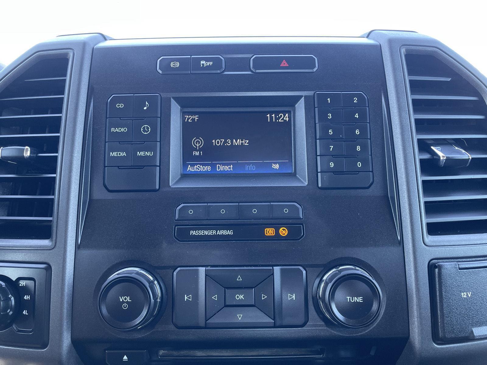 Vehicle photo 22