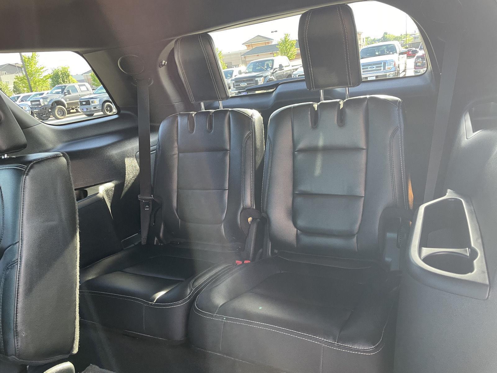 Vehicle photo 20