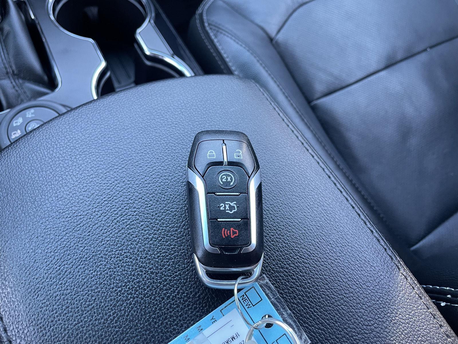 Vehicle photo 41