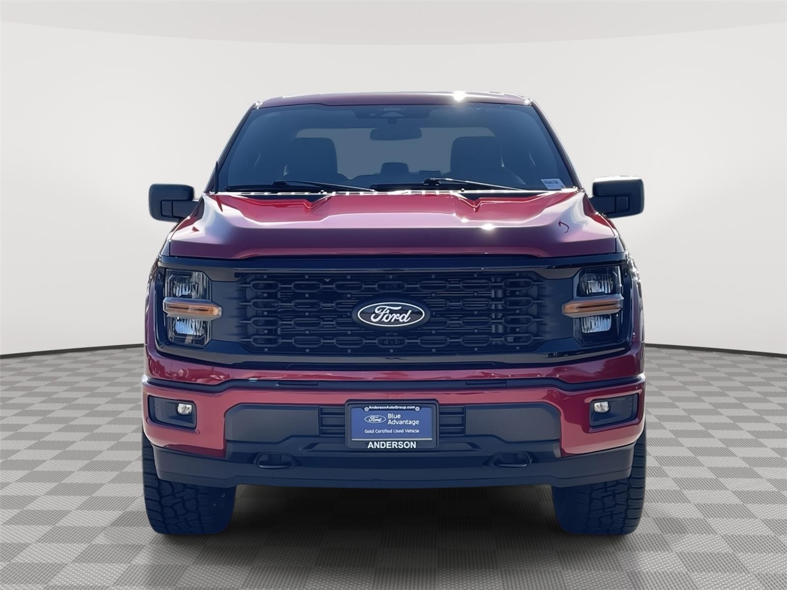 Vehicle photo 4