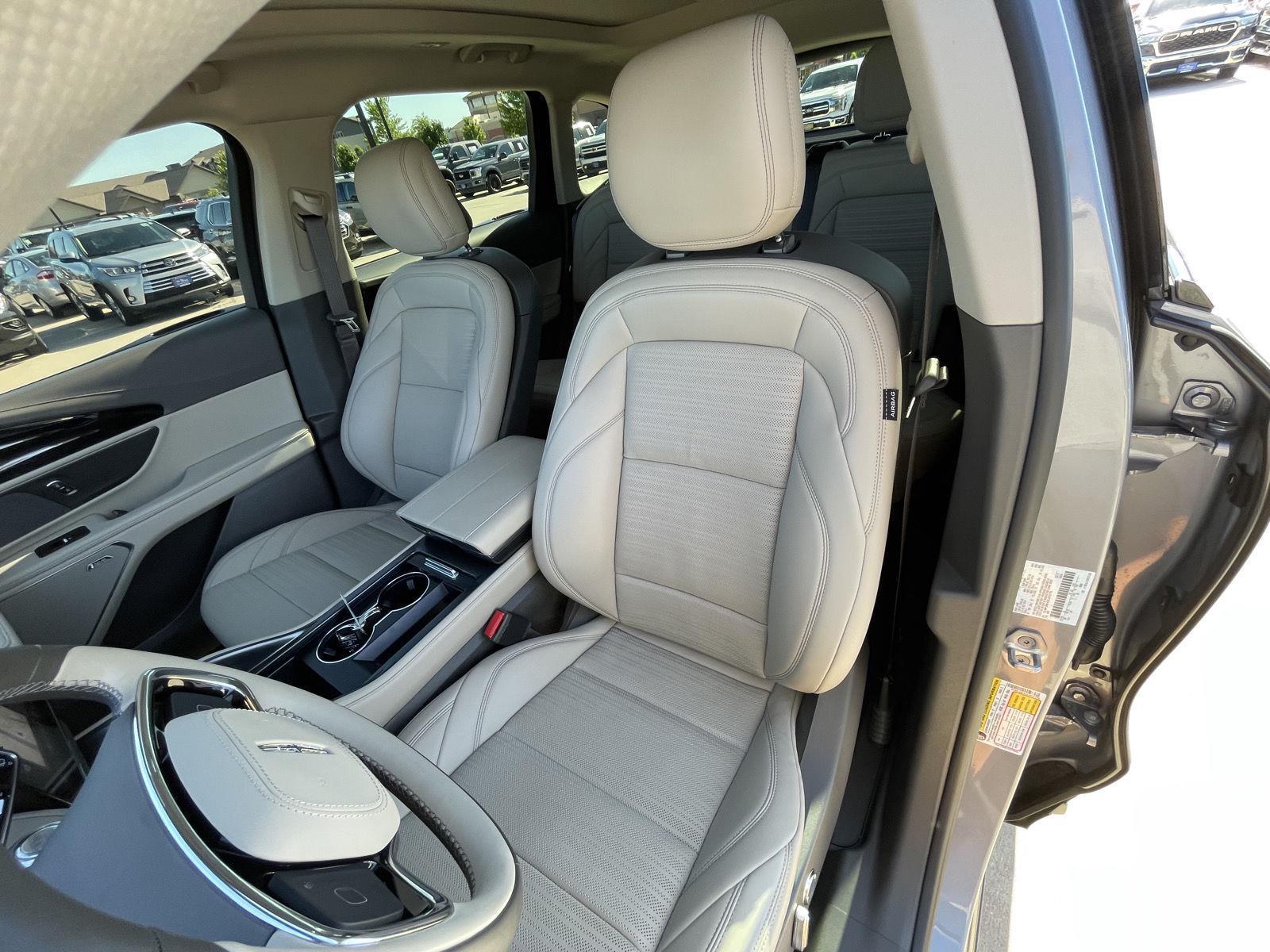 Pre-Owned 2025 Lincoln Nautilus for sale in Lincoln NE