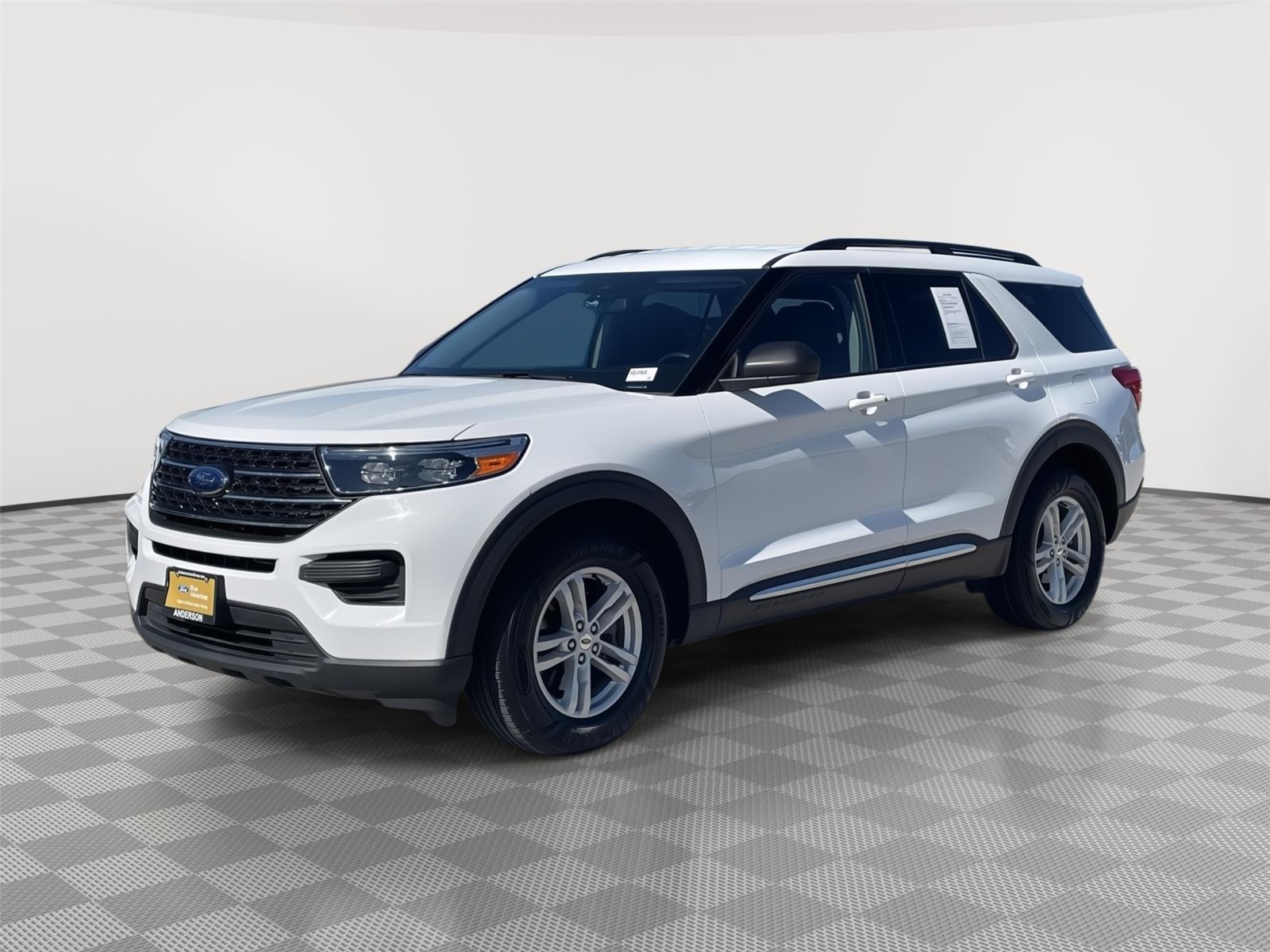 Oxford White 2021 Ford Explorer SUV / Crossover All-Wheel Drive Automatic