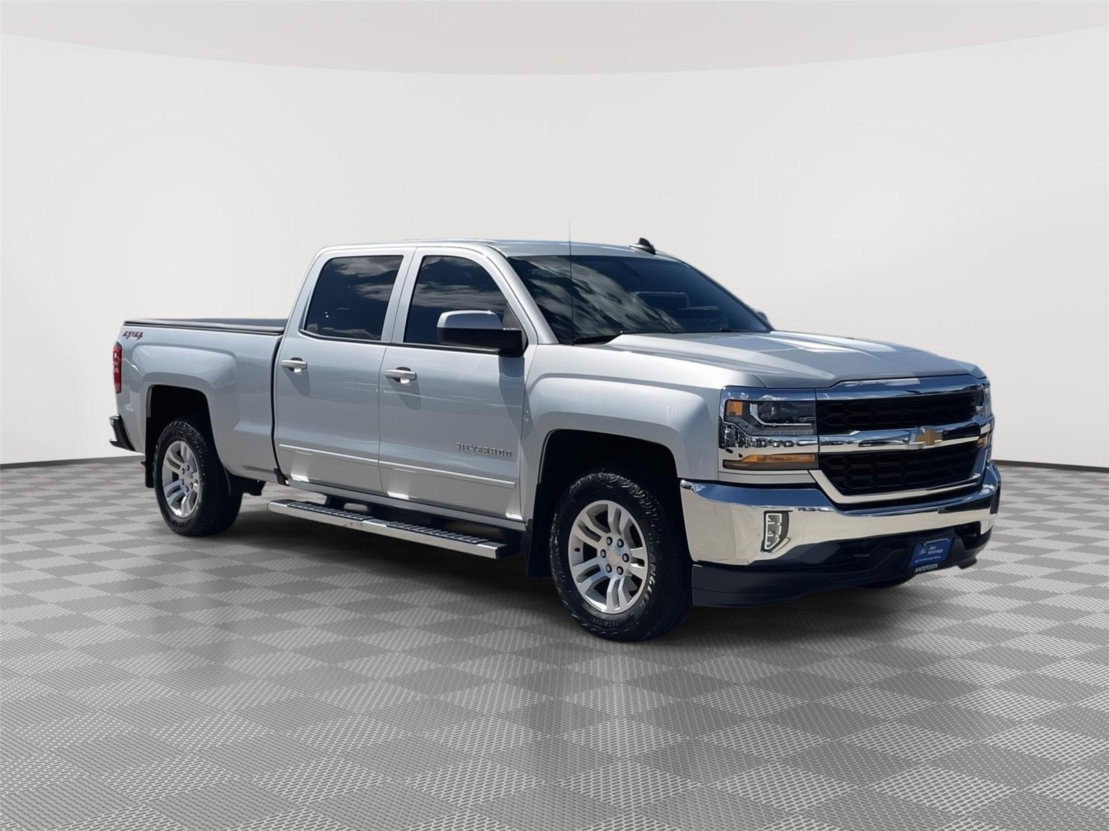 Used 2018 Chevrolet Silverado 1500 for sale in Lincoln NE