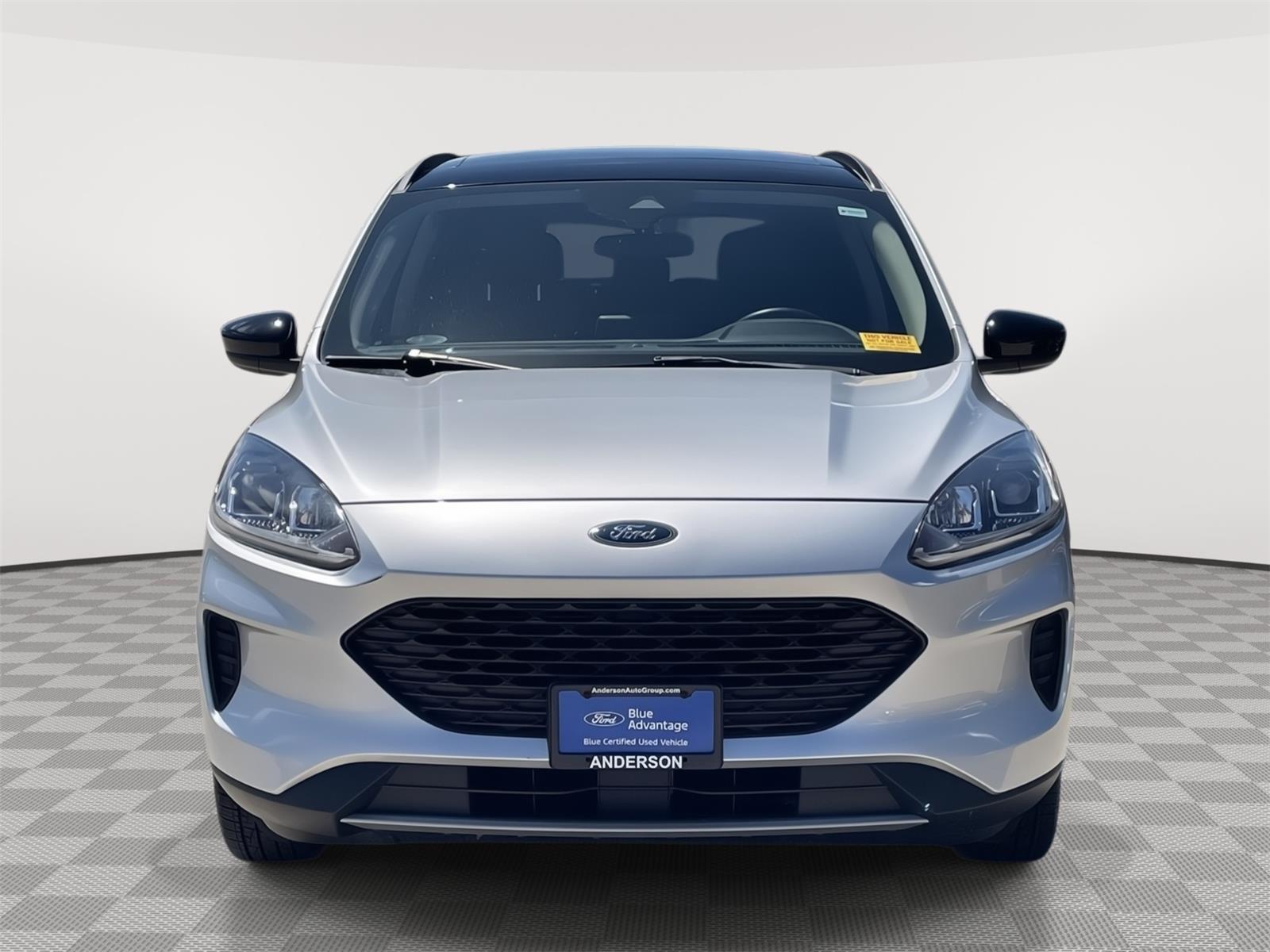 Vehicle photo 4