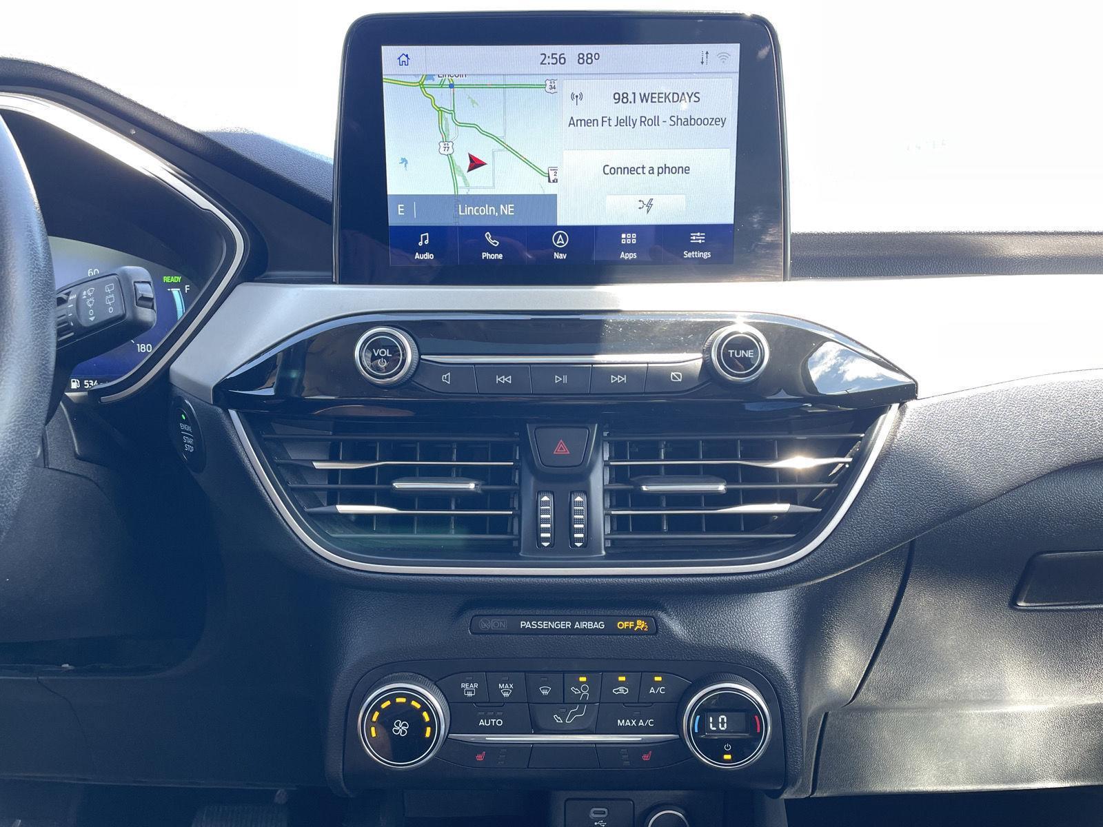 Vehicle photo 22