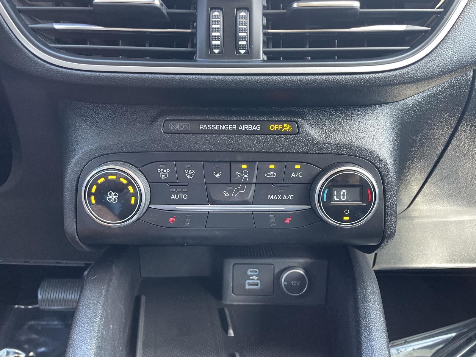 Vehicle photo 27
