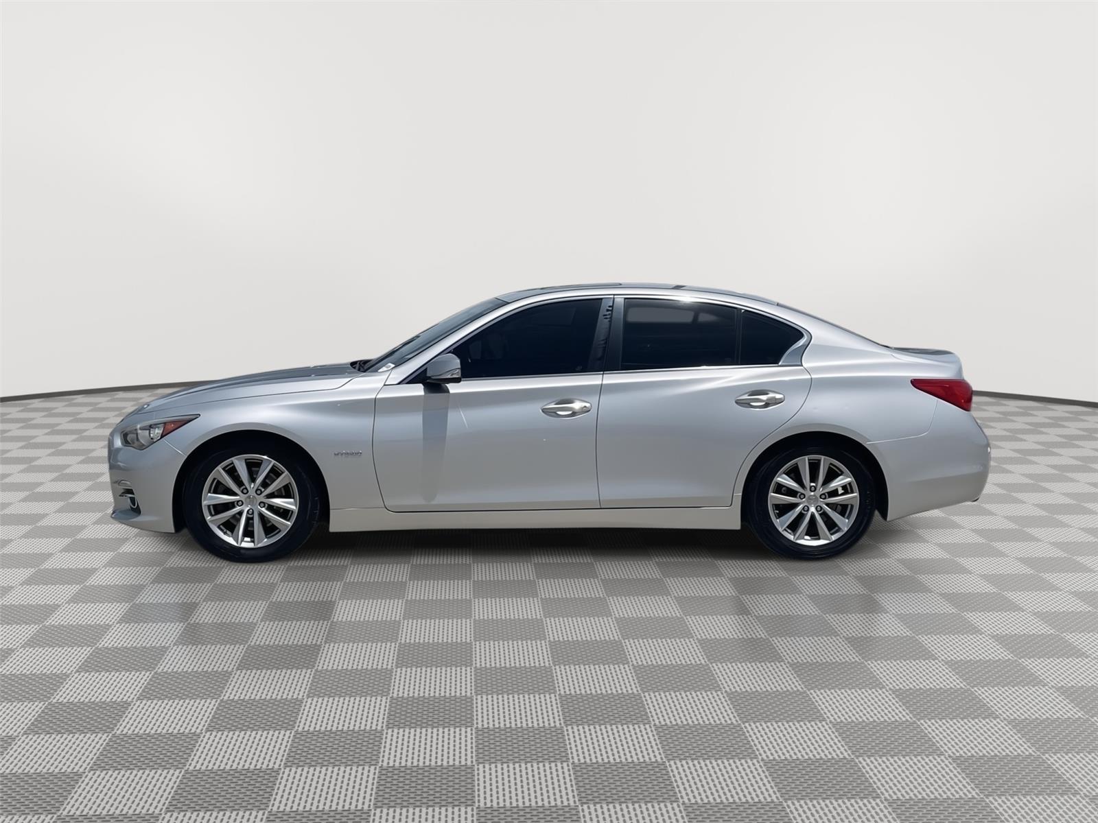 Used 2015 INFINITI Q50 for sale in Lincoln NE