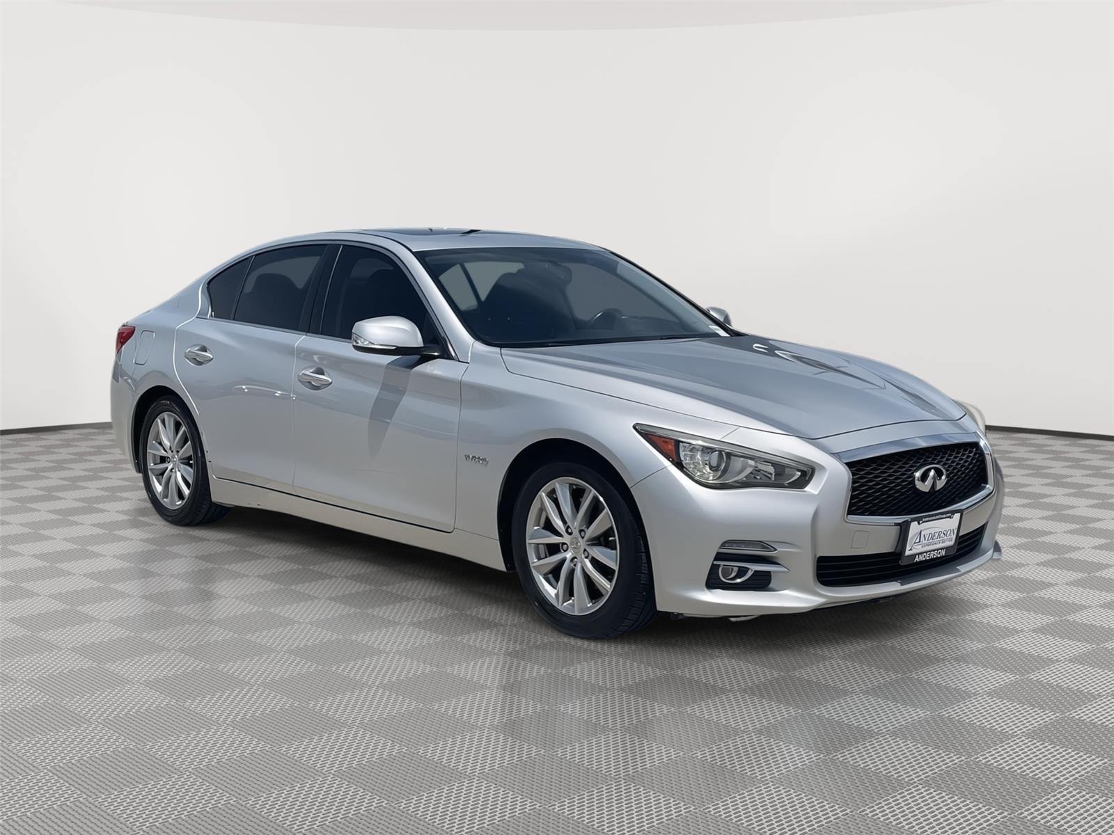 Used 2015 INFINITI Q50 for sale in Lincoln NE