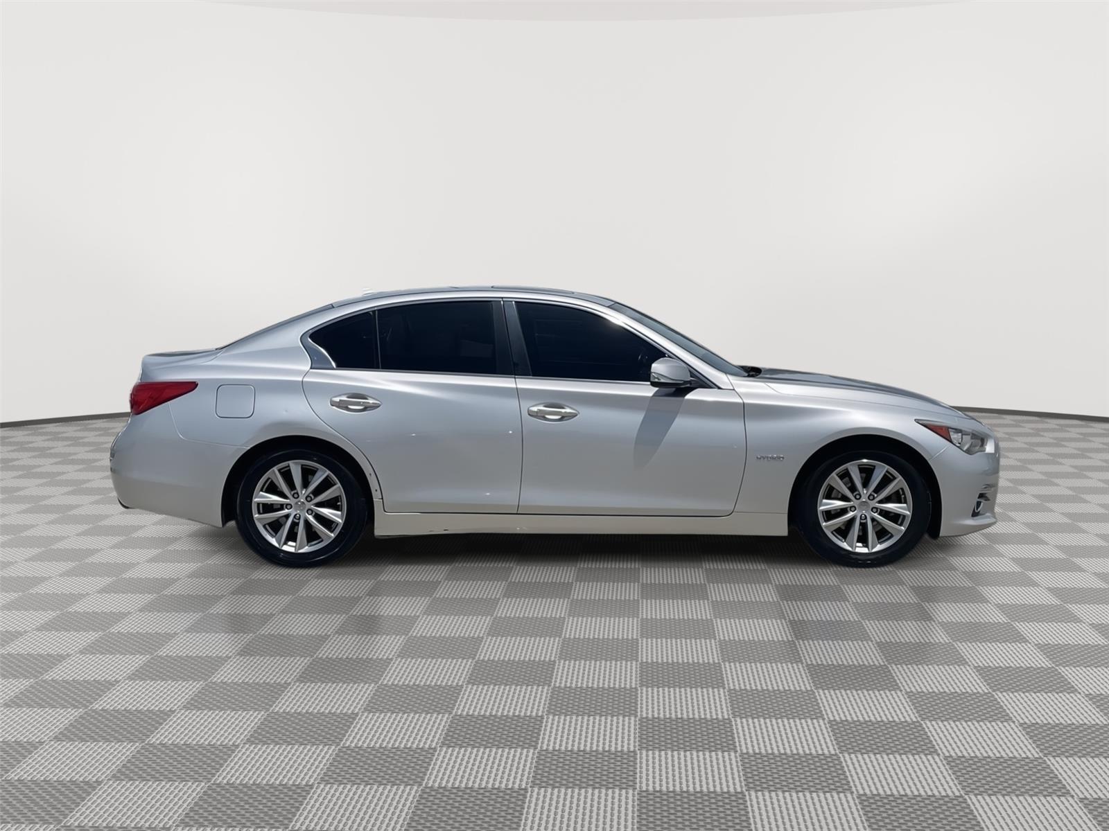 Used 2015 INFINITI Q50 for sale in Lincoln NE