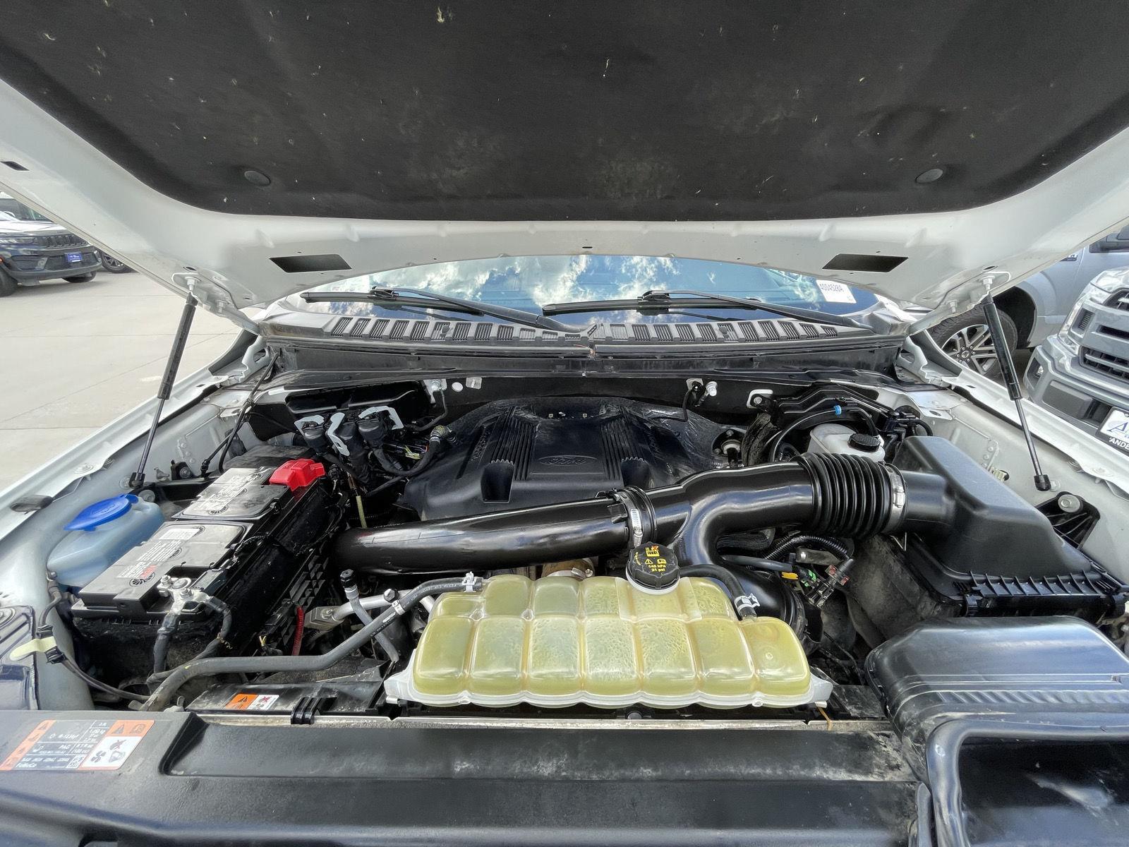 Vehicle photo 41