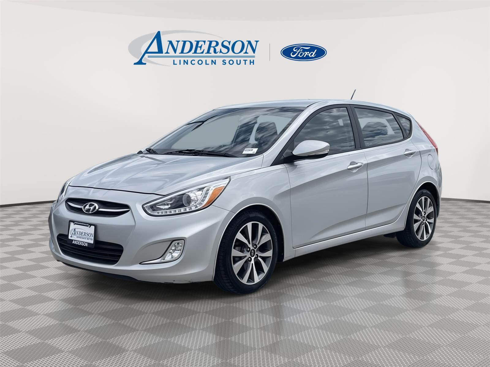  2015 Hyundai Accent Sport 4-Door Hatchback FWD   