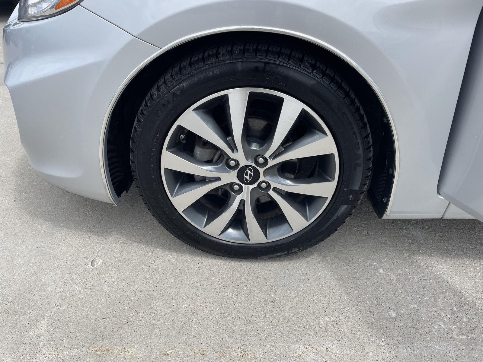 Used 2015 Hyundai Accent for sale in Lincoln NE