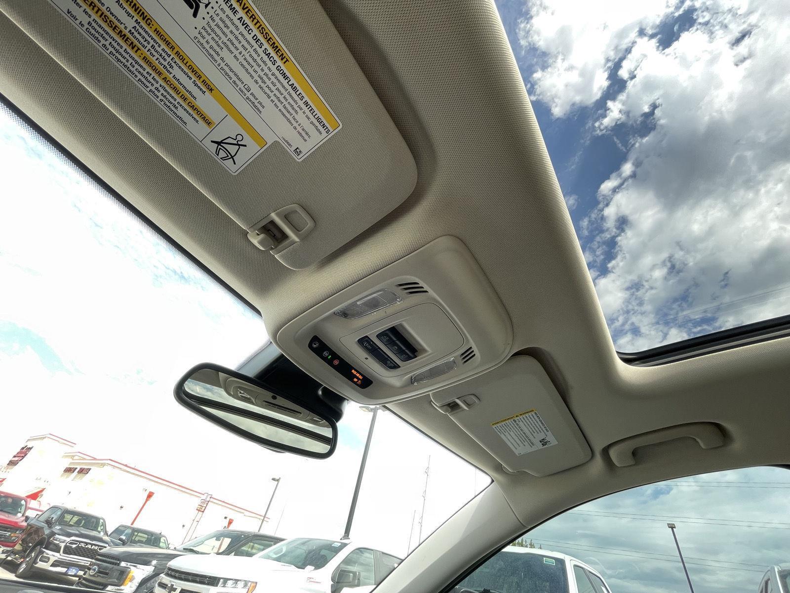 Vehicle photo 20