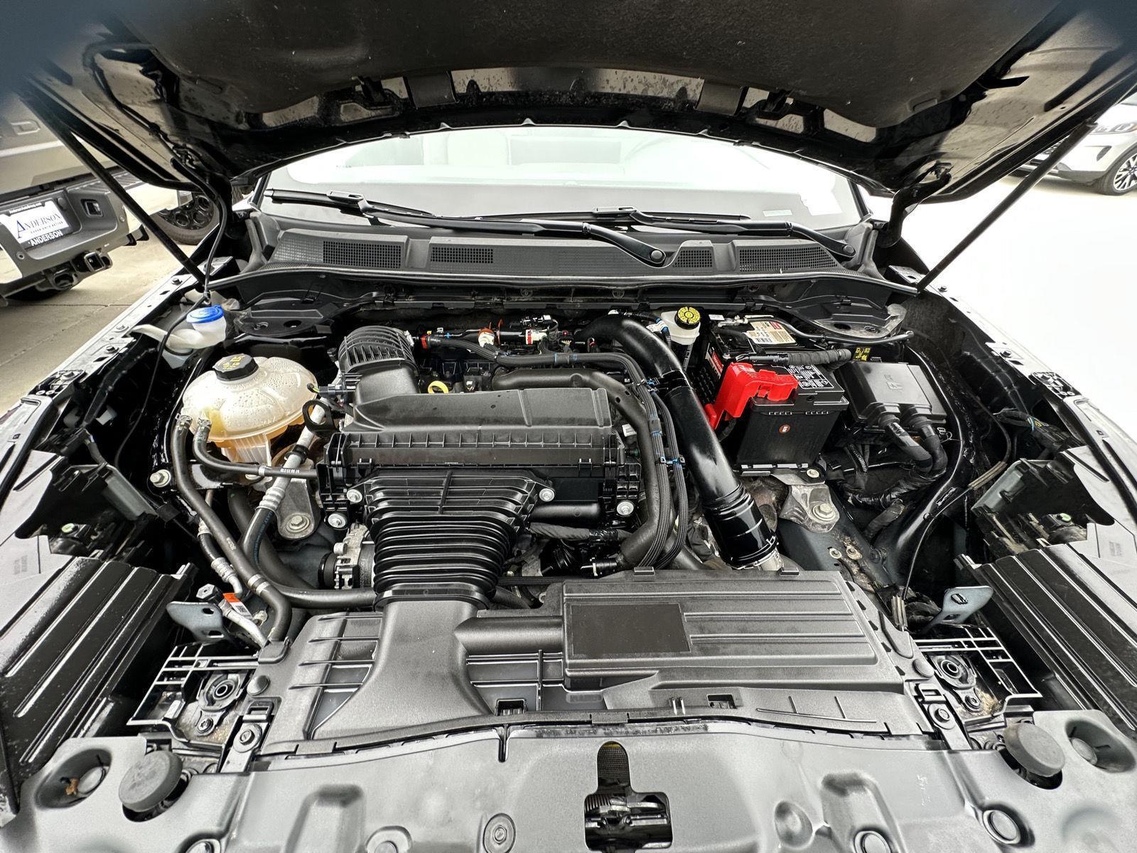Vehicle photo 36