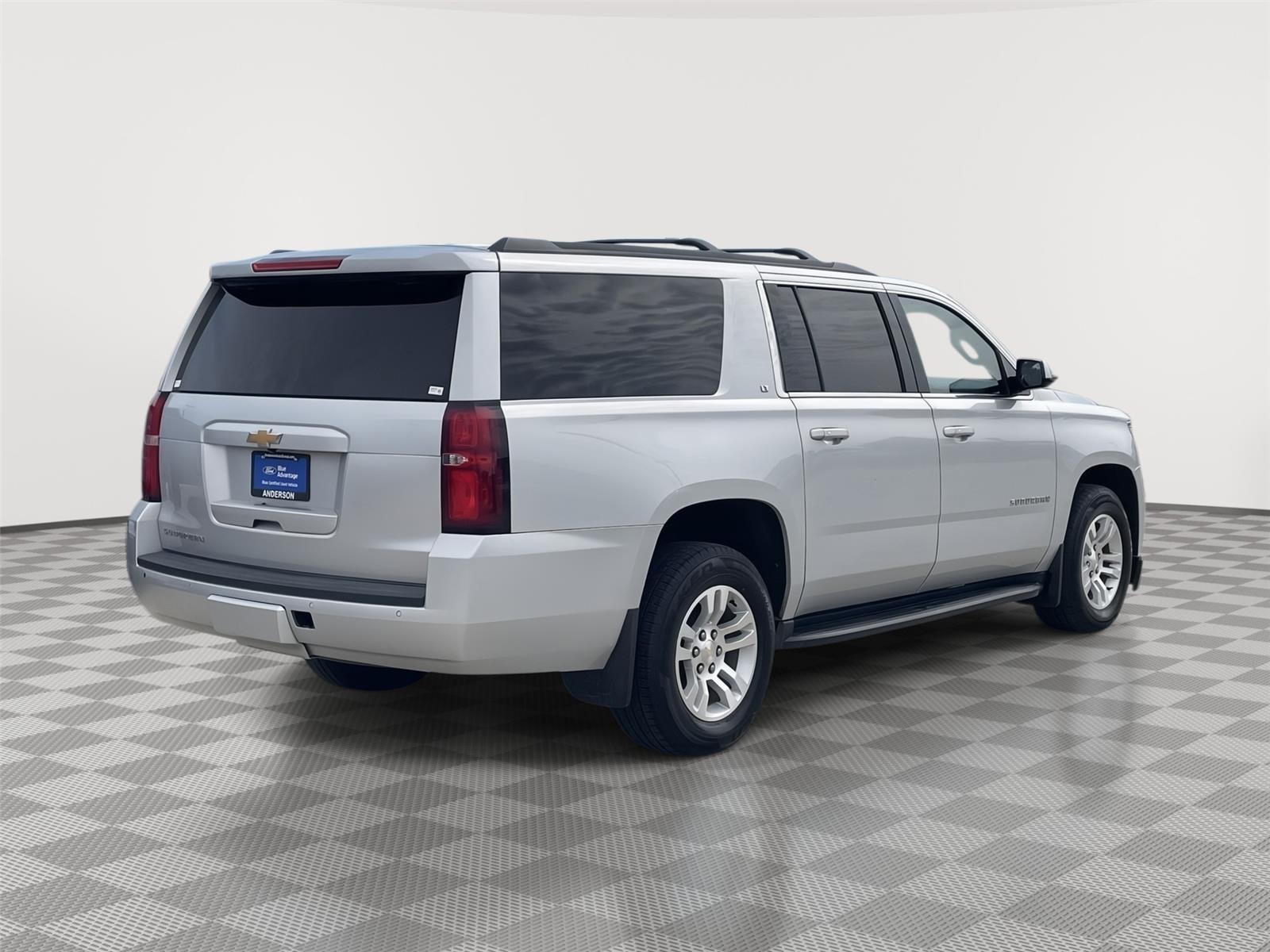 Vehicle photo 7
