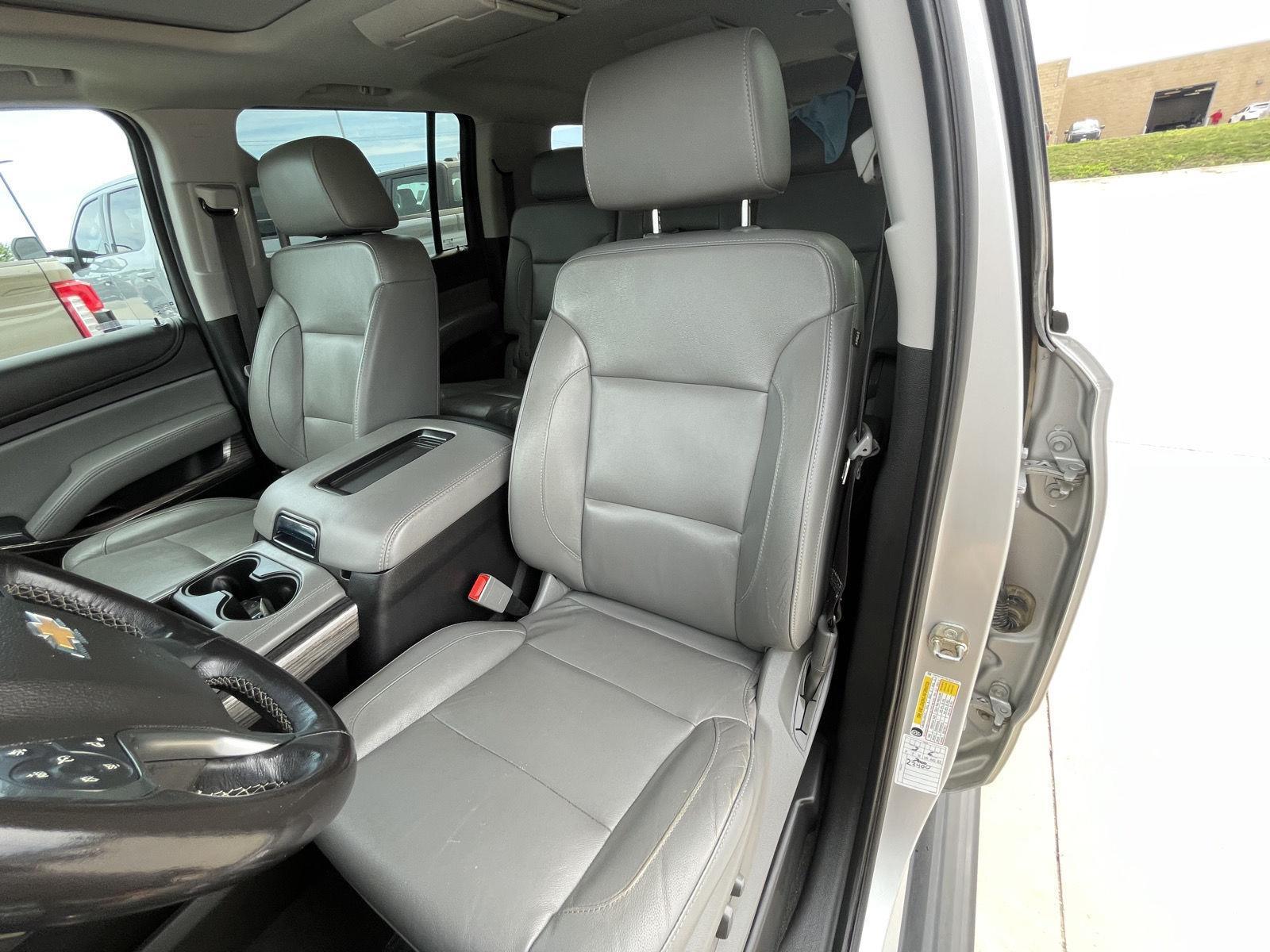 Vehicle photo 18