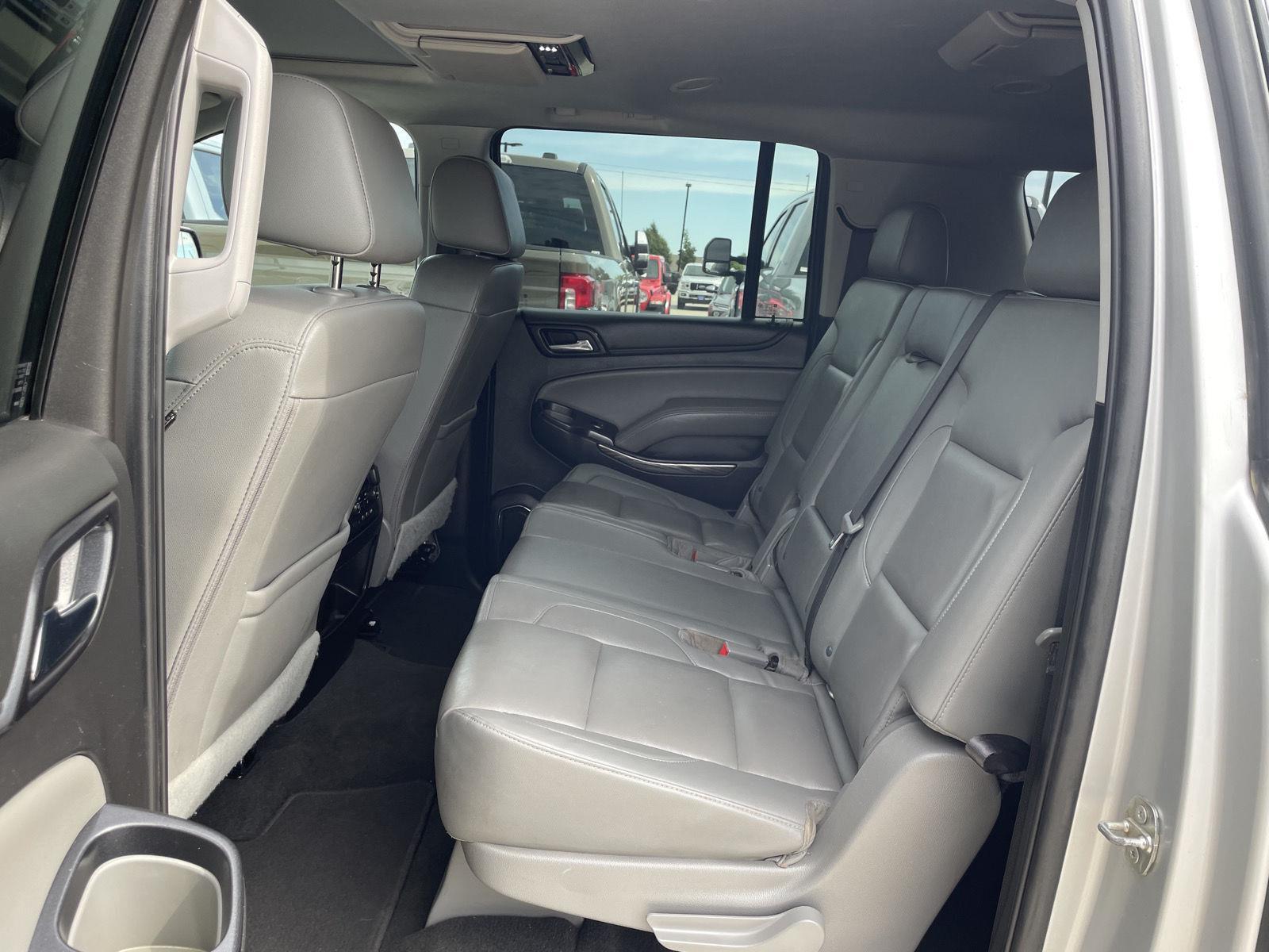 Vehicle photo 20